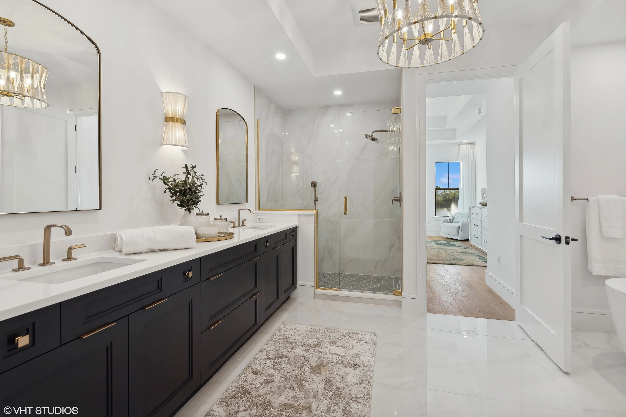 1-202 master bath.jpg