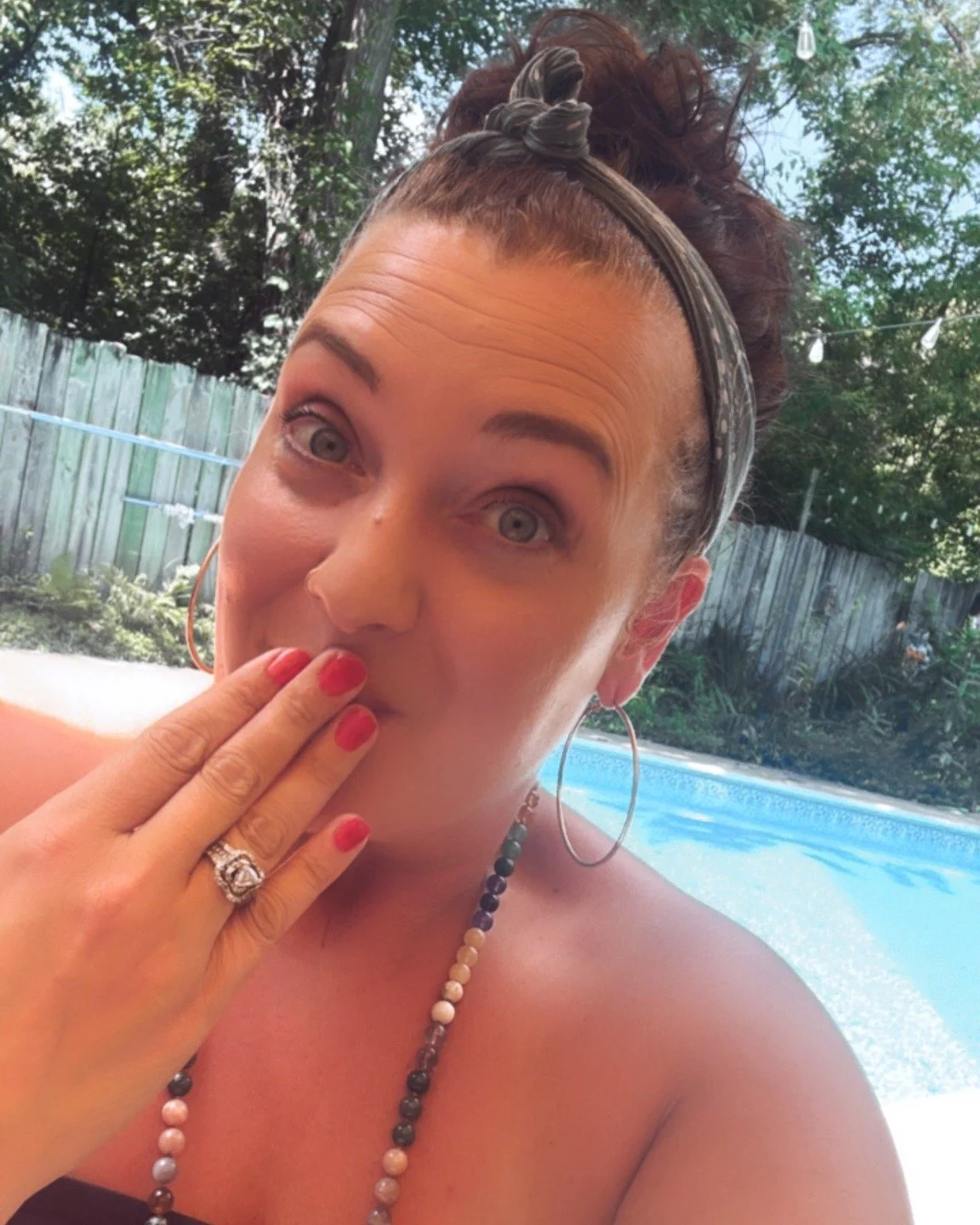 My face when I see that the full shipment of The C.A.L.M. Family Planners are in California and making their way here by Tuesday! 🤗

I can't wait for them to land on my doorstep so I can send them out to the families who have already pre-ordered the