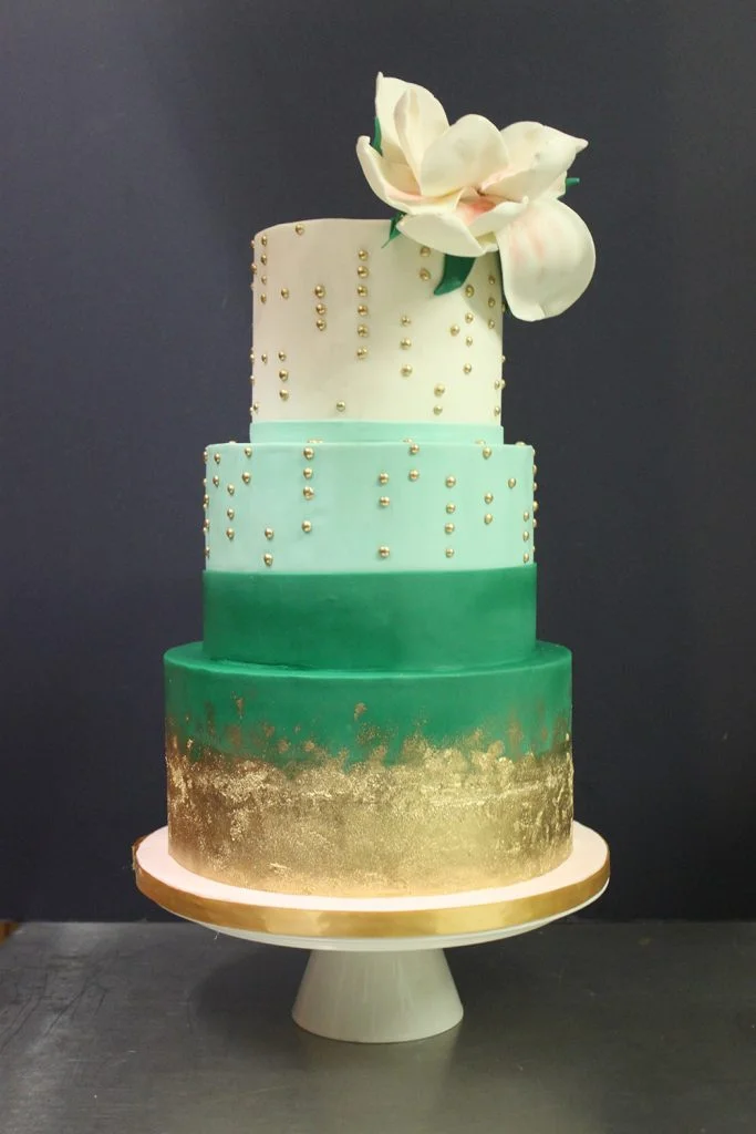 Green & Gold Chic Wedding Cake