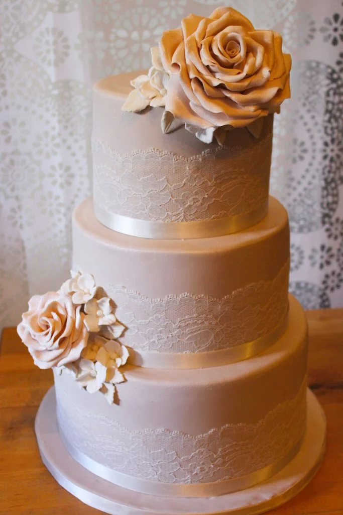 Rose & Lace Damask Wedding Cake