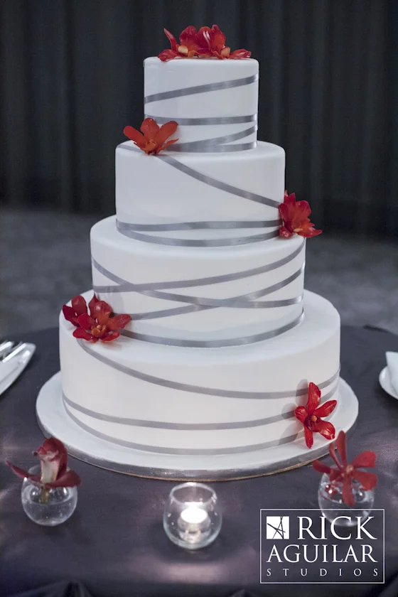 Silver Criss Cross Ribbon Wedding Cake