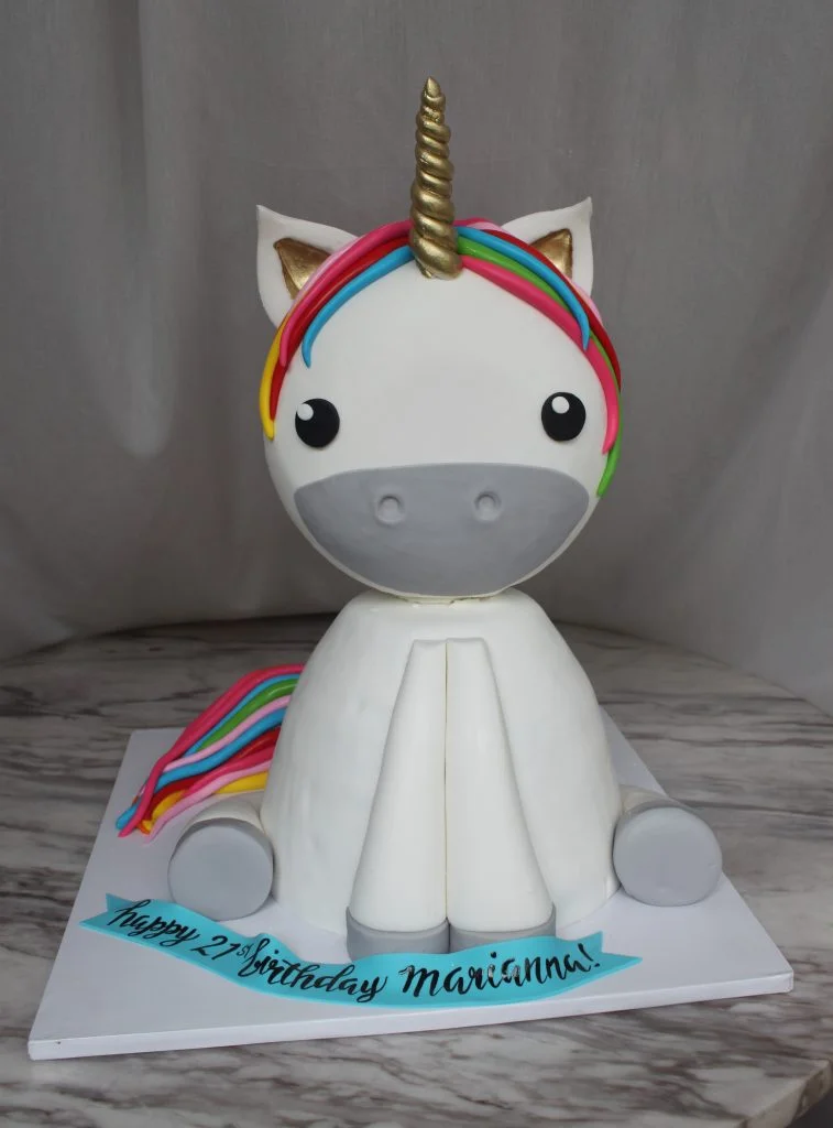 3D Unicorn Cake