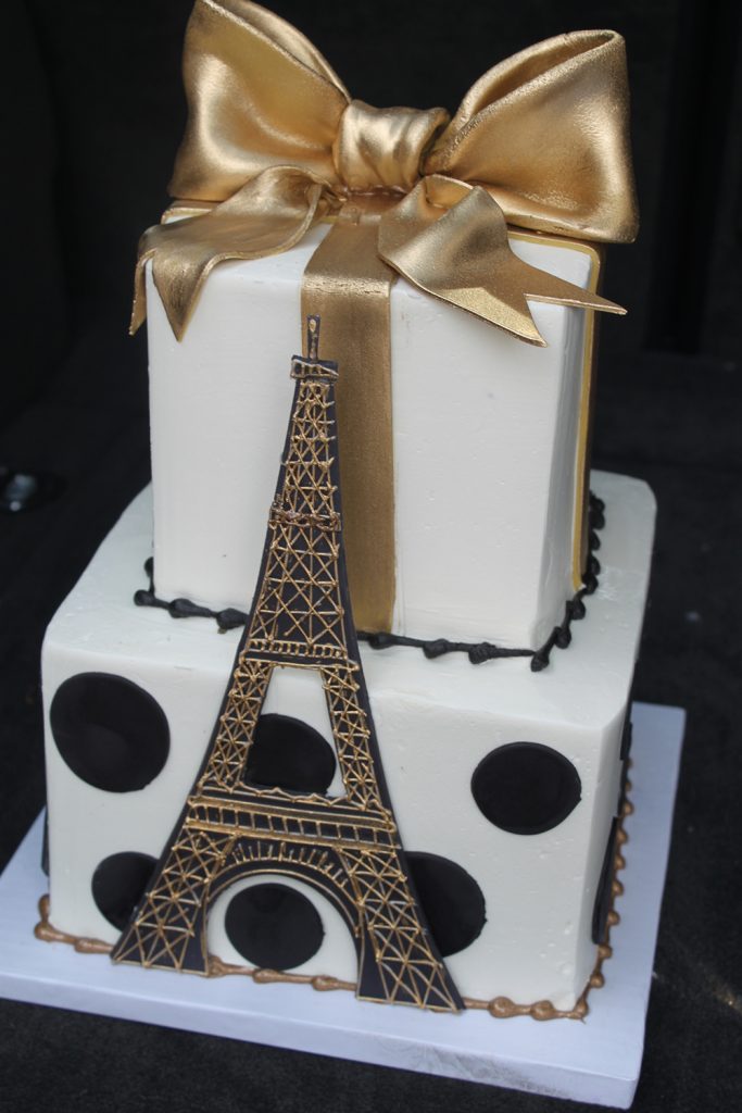 Eiffel Tower Gold Bow Cake