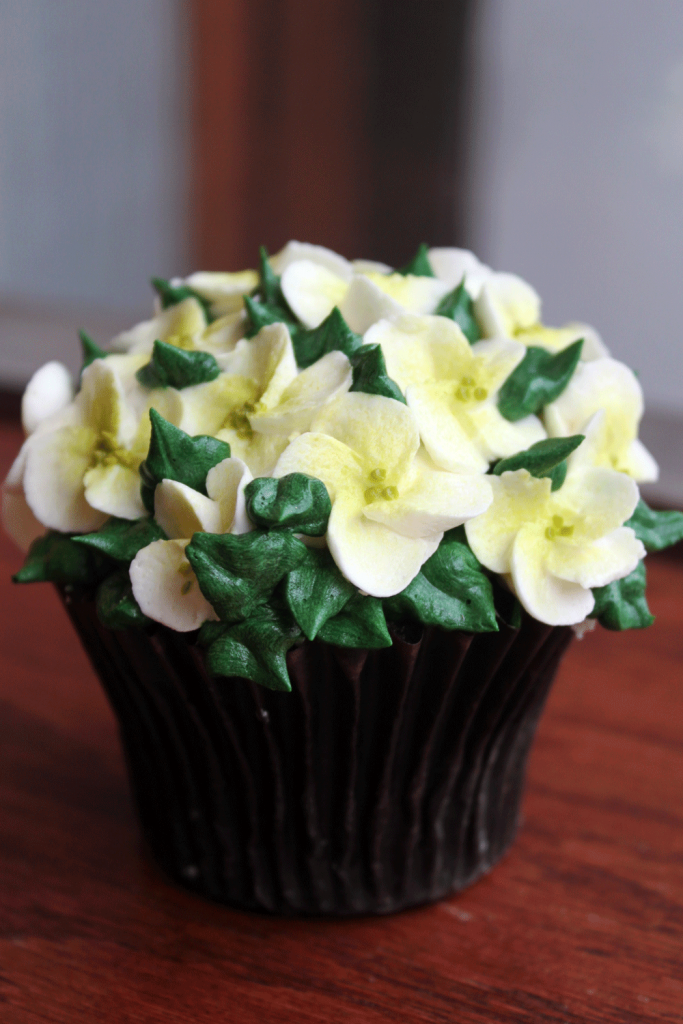 Hydrangea Cupcake