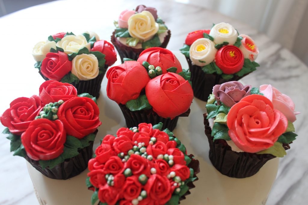 Red Rose Cupcake