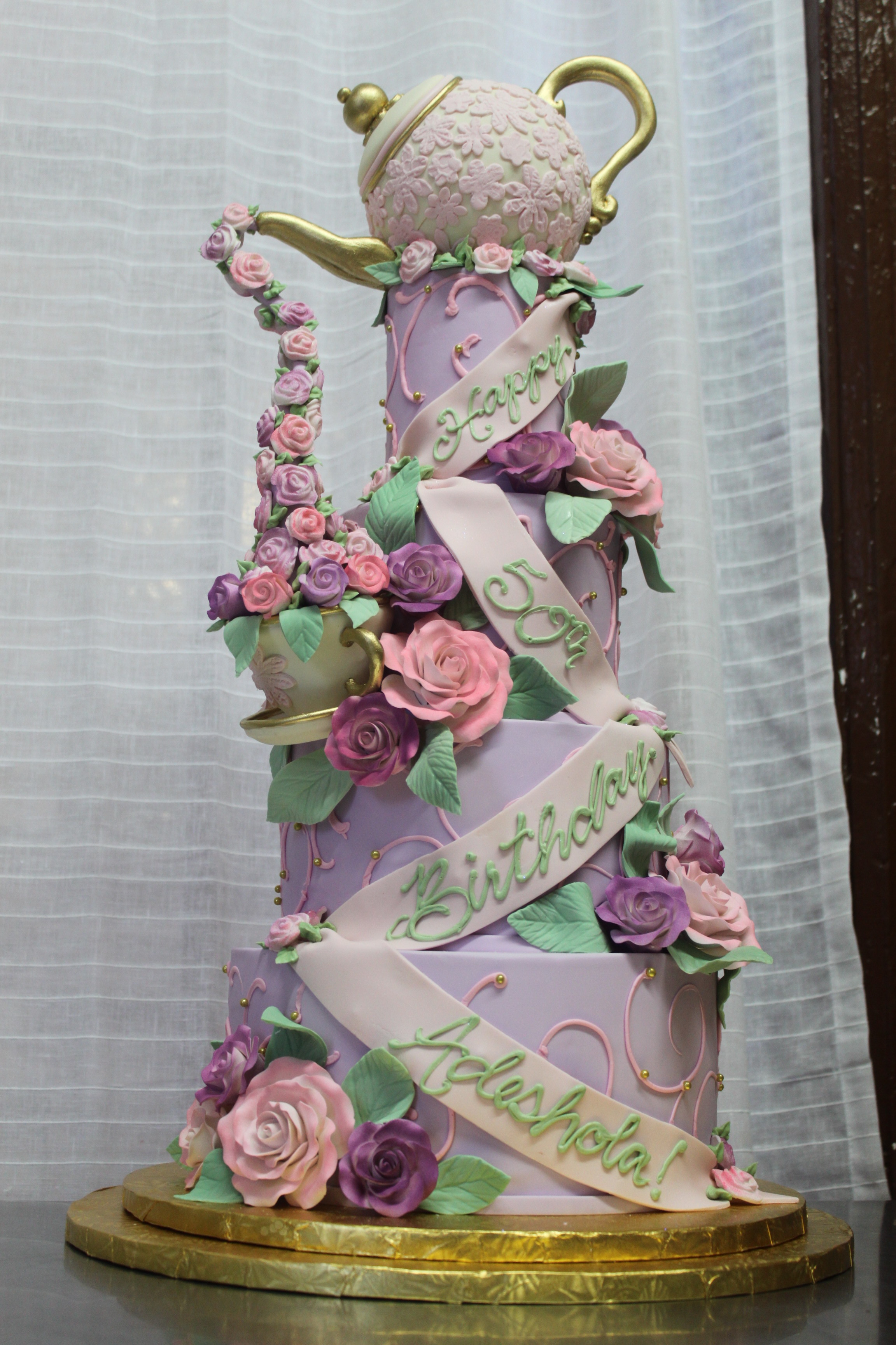 Pastel Teacup & Roses Cake