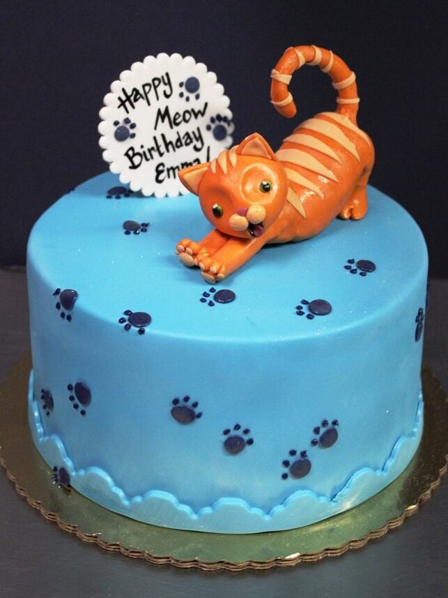 Kitty Stretch Cake