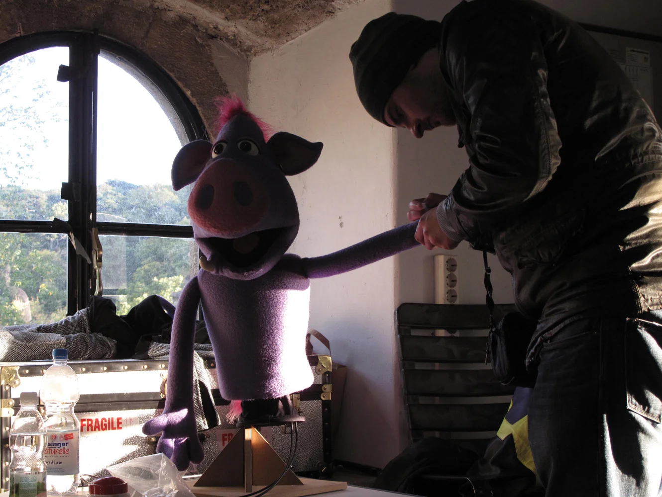 Stitches and Glue Bespoke Puppet & Creature Makers