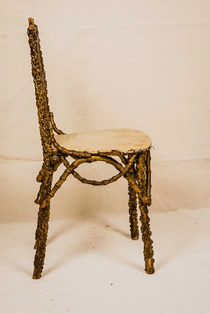 Antiguo silla de bambú para tapizar
