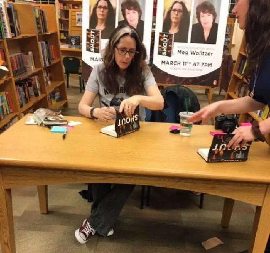 Signing.jpg
