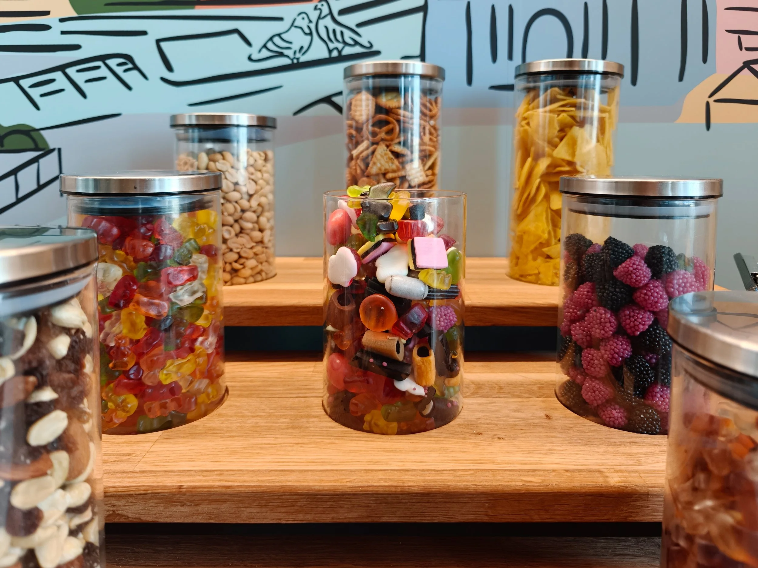 Candy bar by Knalle Popkornditorei at BER Lounge Tegel at Berlin Brandenburg Airport (BER). Image: Dan Latif.