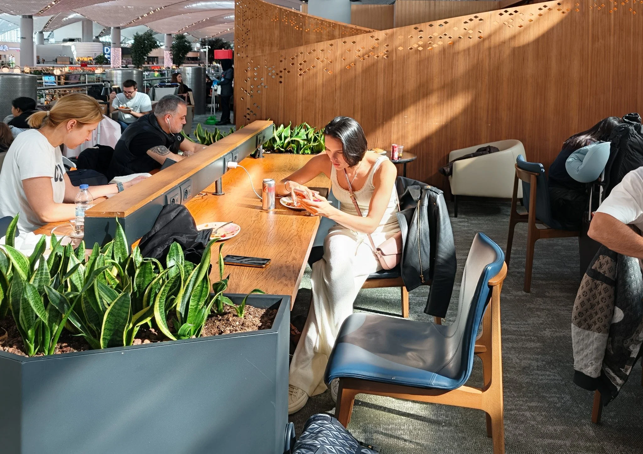 IGA Lounge at Istanbul Airport (IST). Image: Dan Latif.