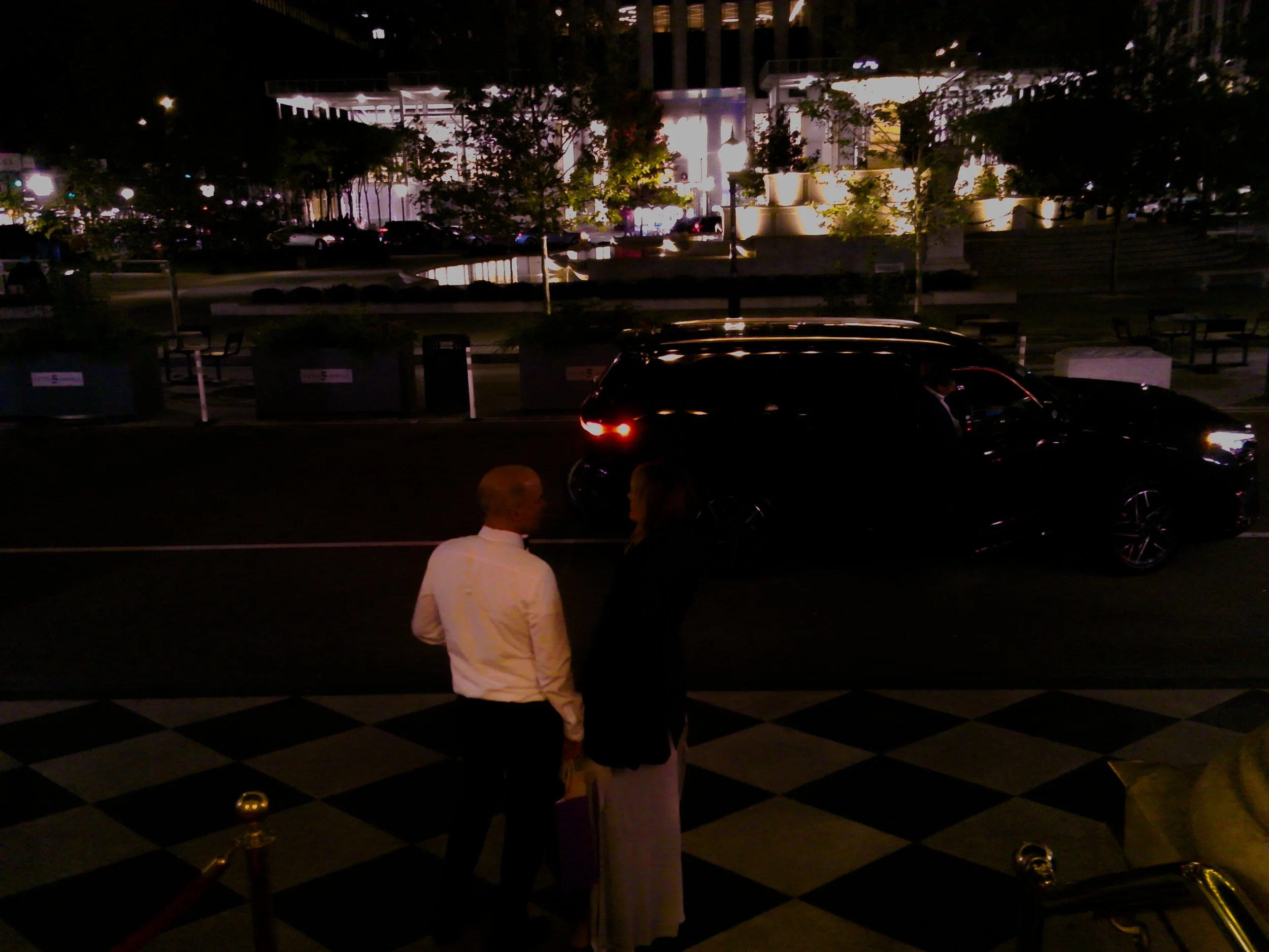 The view from The Plaza Hotel entrance, toward Fifth Avenue. Image: Ben Schmidt.