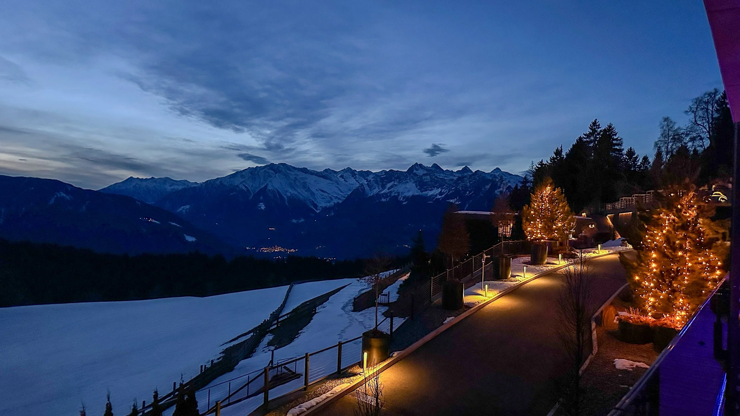 Chalet Mirabell view toward the Bergvillen. Image: Ben Schmidt.