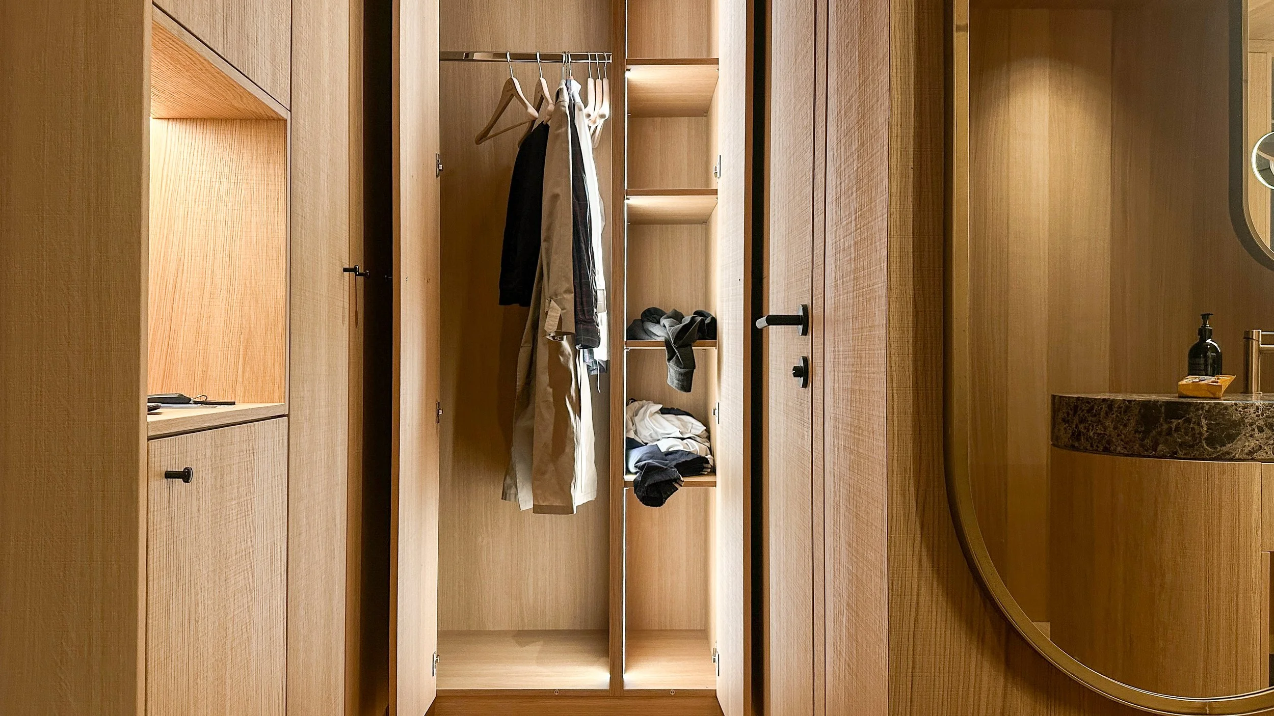 Hotel Nesslerhof Grossarl  “Lebensfreude” Double Room closet and dressing area. Image: Ben Schmidt.