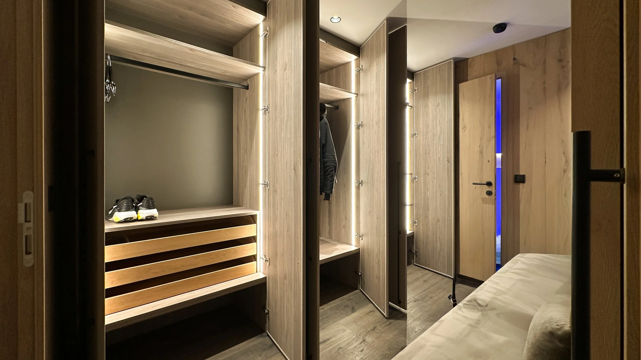 Chalet Mirabell Hotel Panorama 2 Bedroom Suite Closet and Dressing Area. Image: Ben Schmidt.