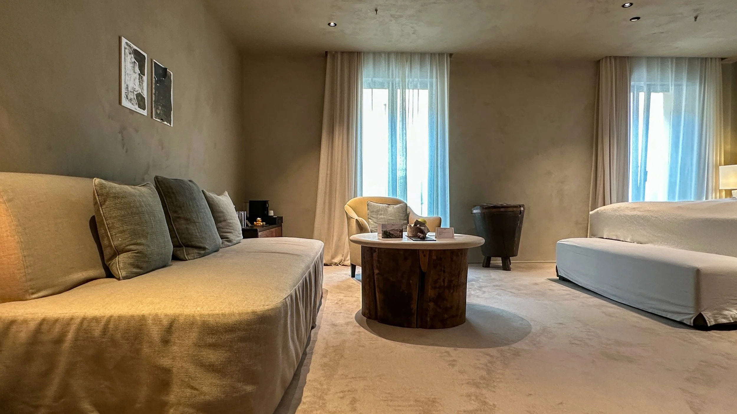 Hotel Bayerischer Hof Axel Vervoordt Deluxe Double Room. Image: Ben Schmidt.