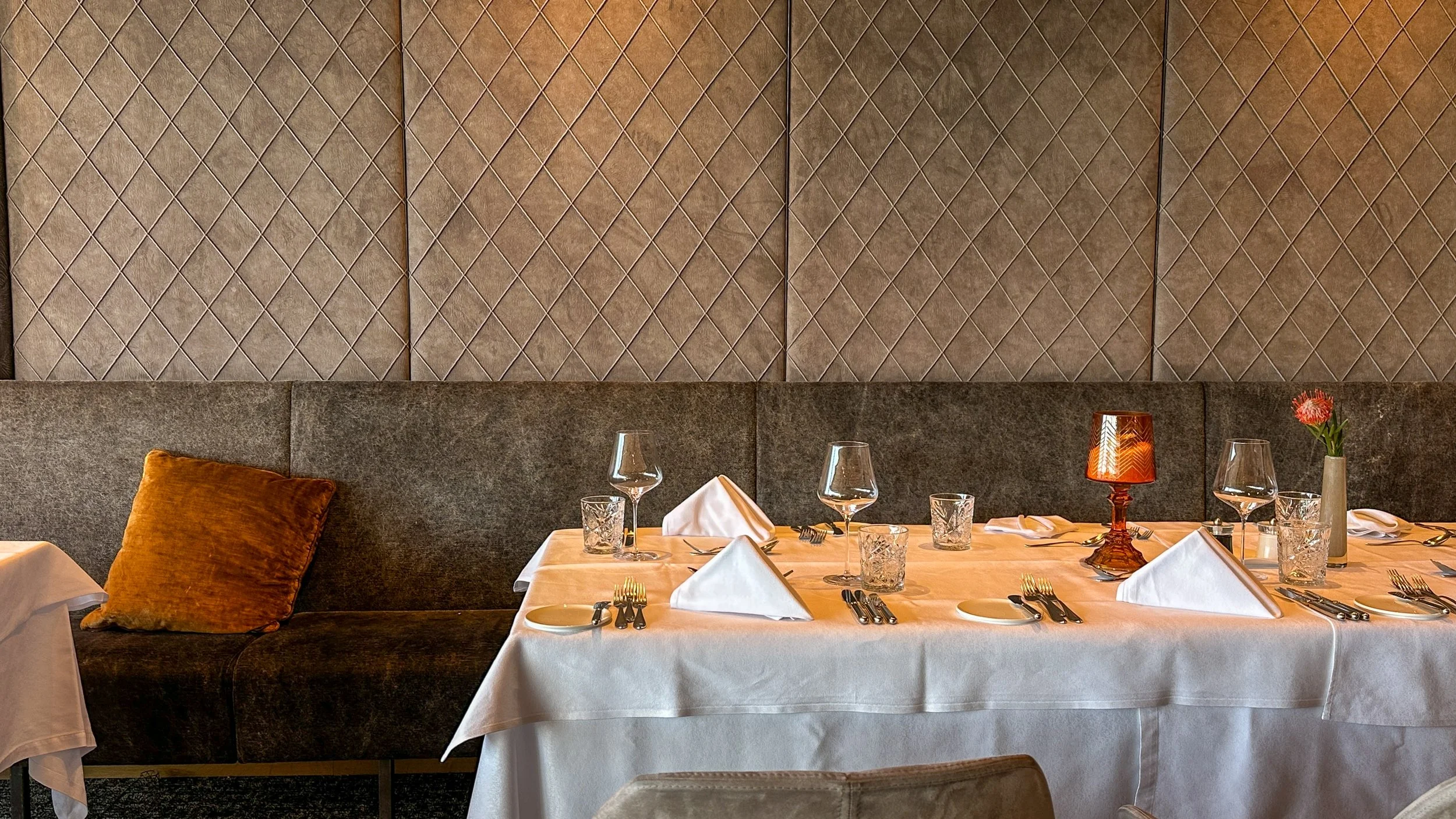 Dining room at Chalet Mirabell. Image: Ben Schmidt.
