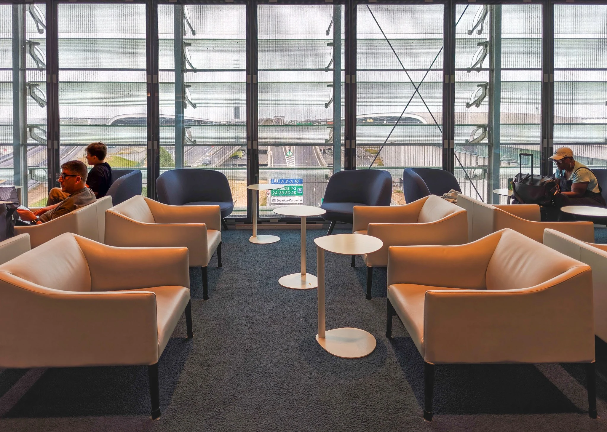 Air France Lounge at Paris CDG Terminal 2E, L Gates. Image: Dan Latif.