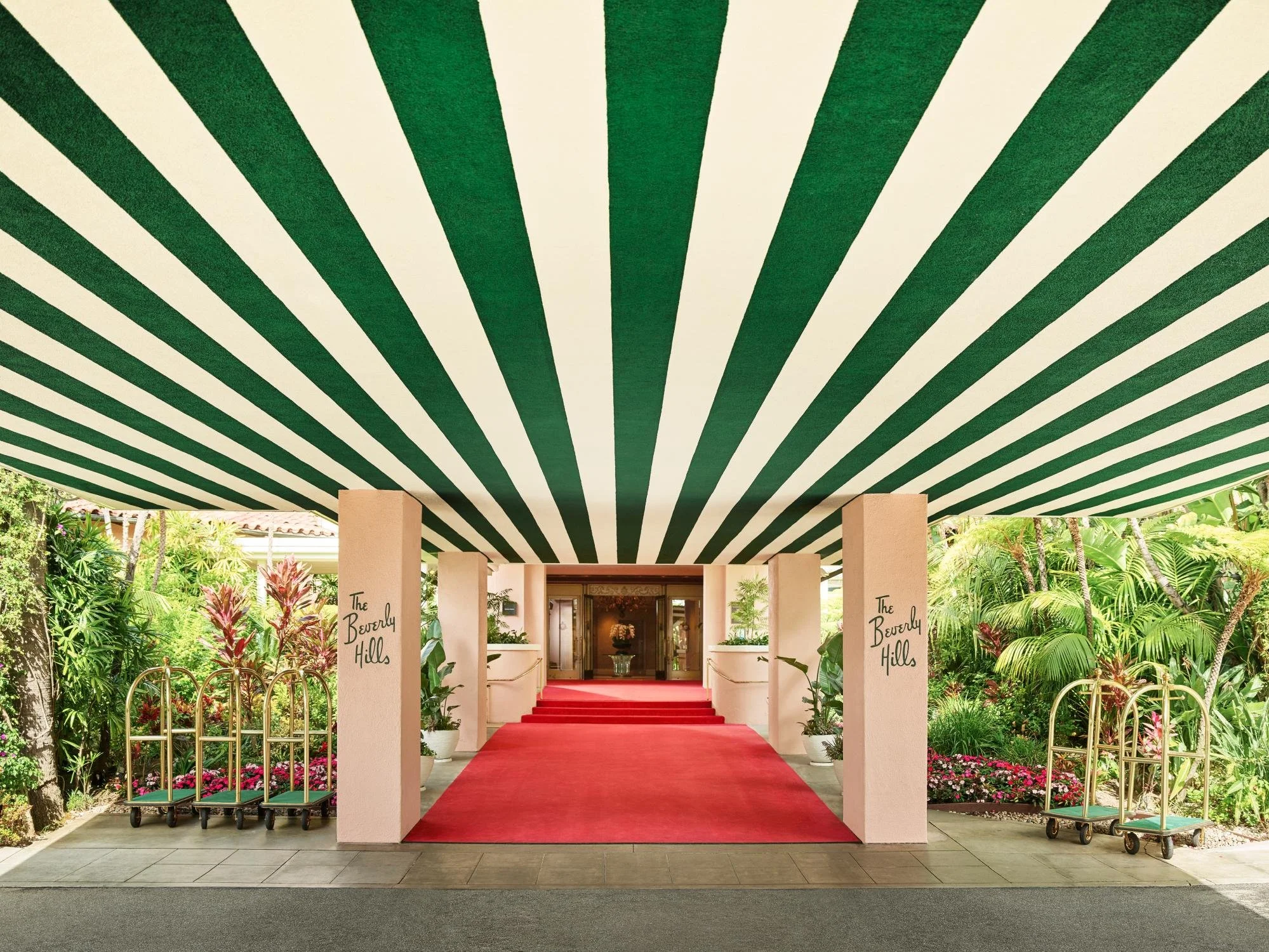 The Beverly Hills Hotel Entrance. Image: via Dorchester Collection.