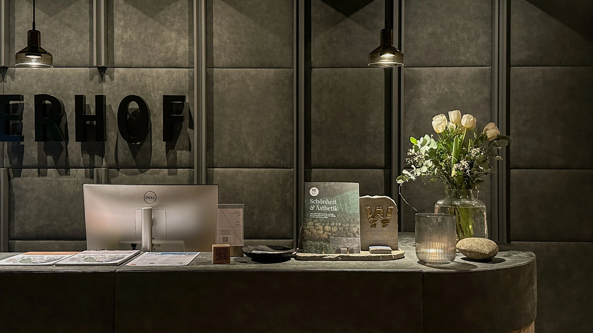Check-in desk at the Hotel Nesslerhof. Image: Ben Schmidt