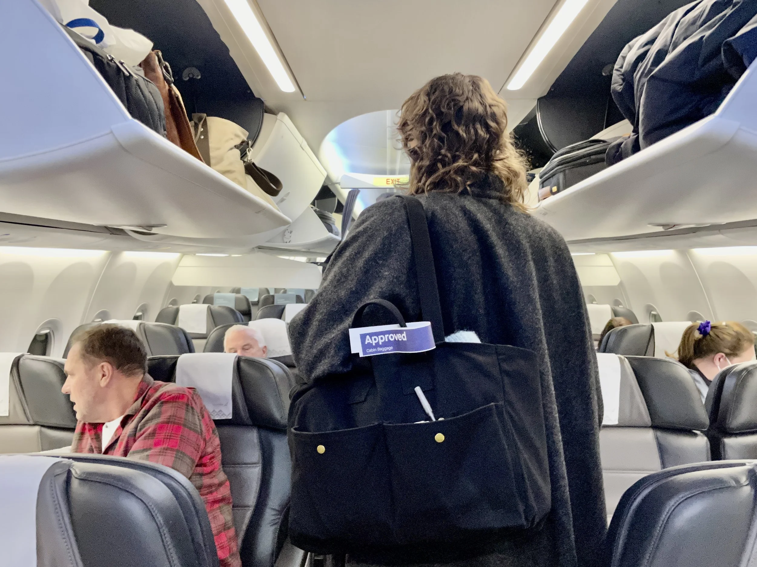 Icelandair Economy Class Review FI622 Newark Airport (EWR) to