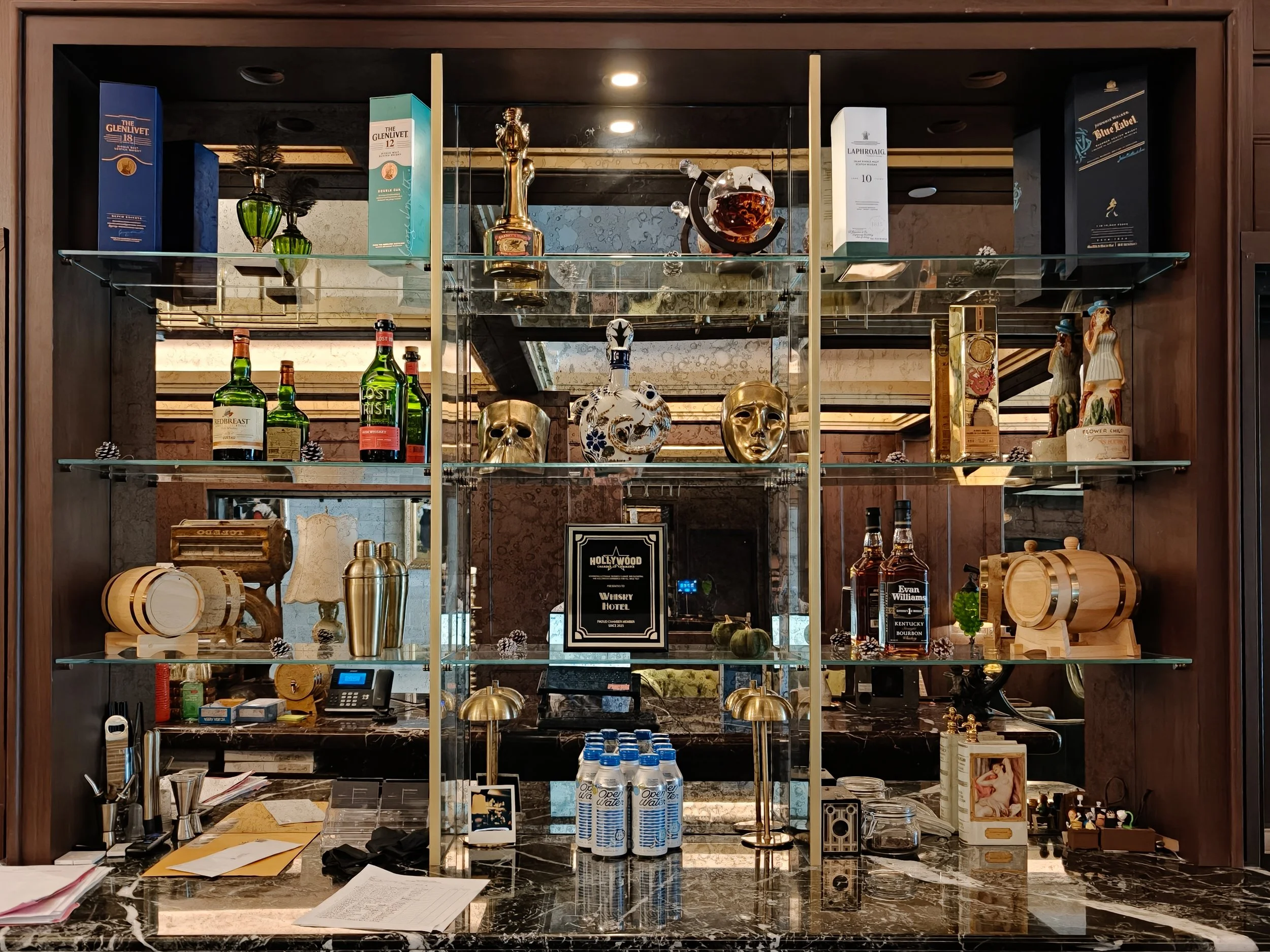 Front desk at the Whisky Hotel Hollywood. Image: Dan Latif.
