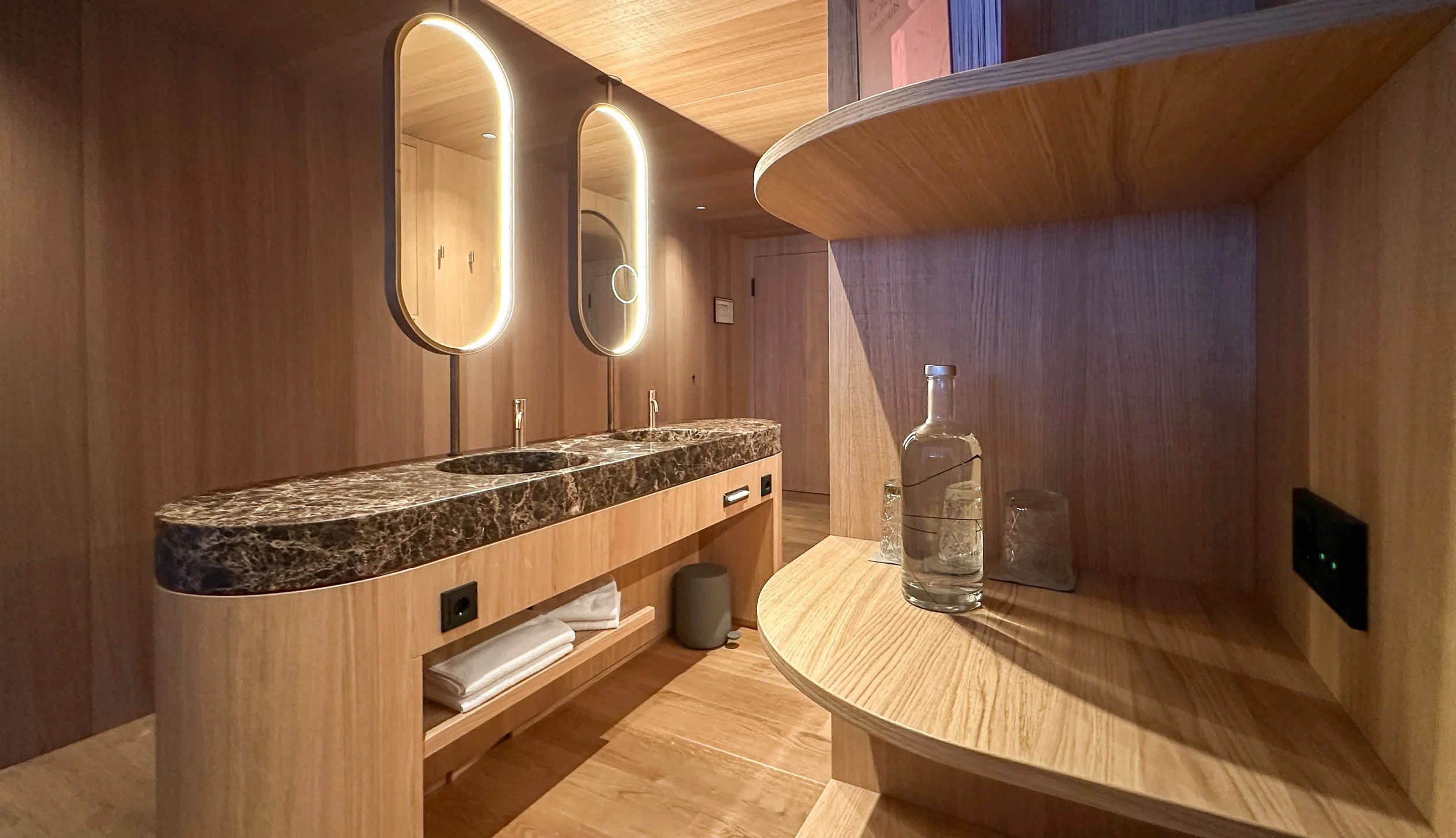 Water and fresh towels at the Hotel Nesslerhof Großarl in the Austrian Alps. Image: Ben Schmidt.