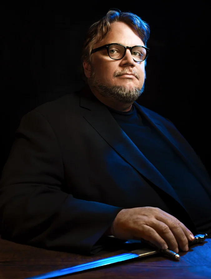 guillermo del toro2sm.jpg