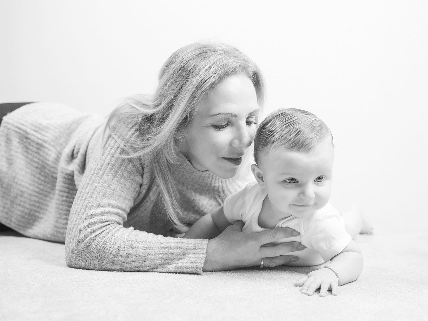 _E8A7760-4x3 WEB MONO.png