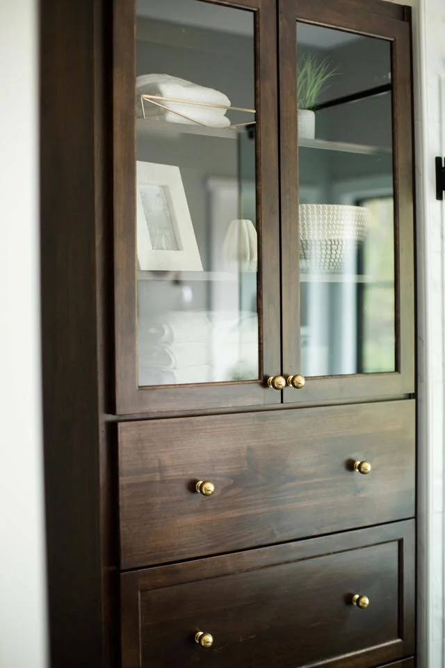 Hendrickson Linen.jpg