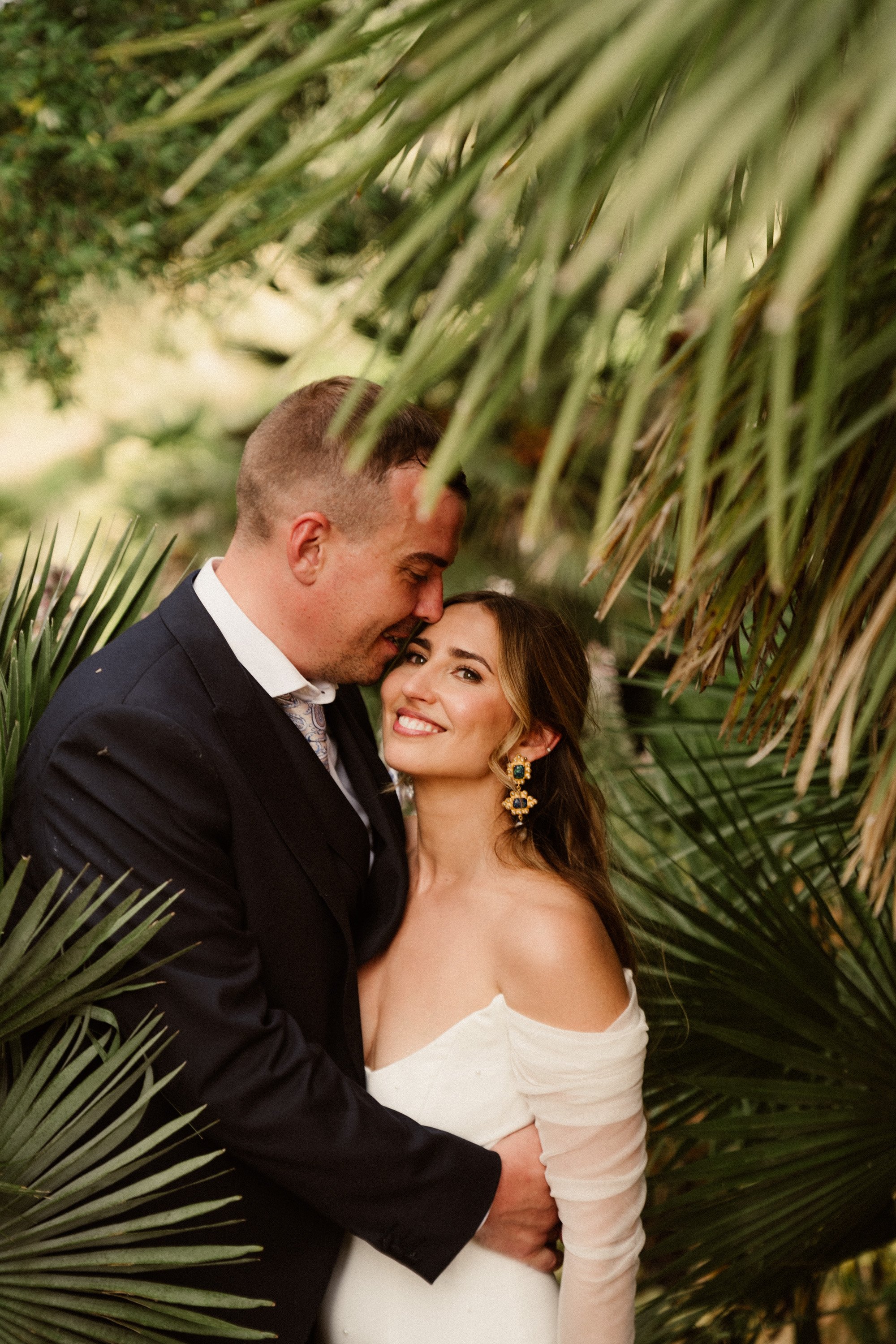 Sneak Peak by ARTEFOTO110.jpg