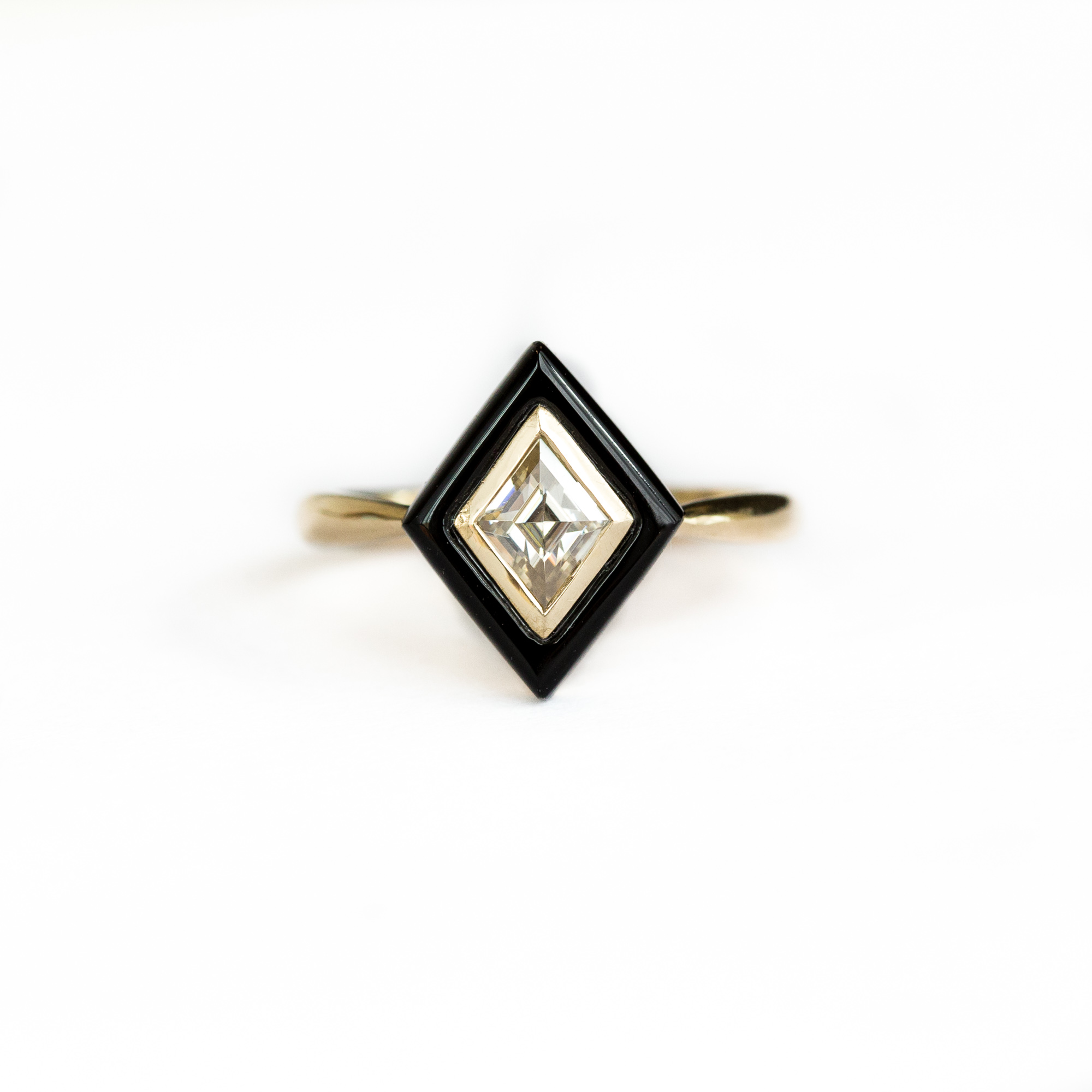 anueva.jewelry.black.onyx.antique.tapered.diamond.kite.engagement.ring-1131.jpg