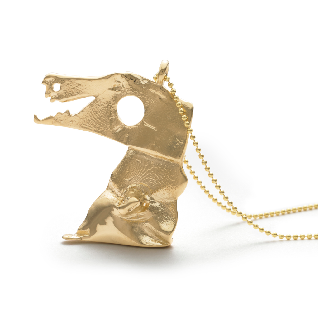 bold pendant in 14k gold