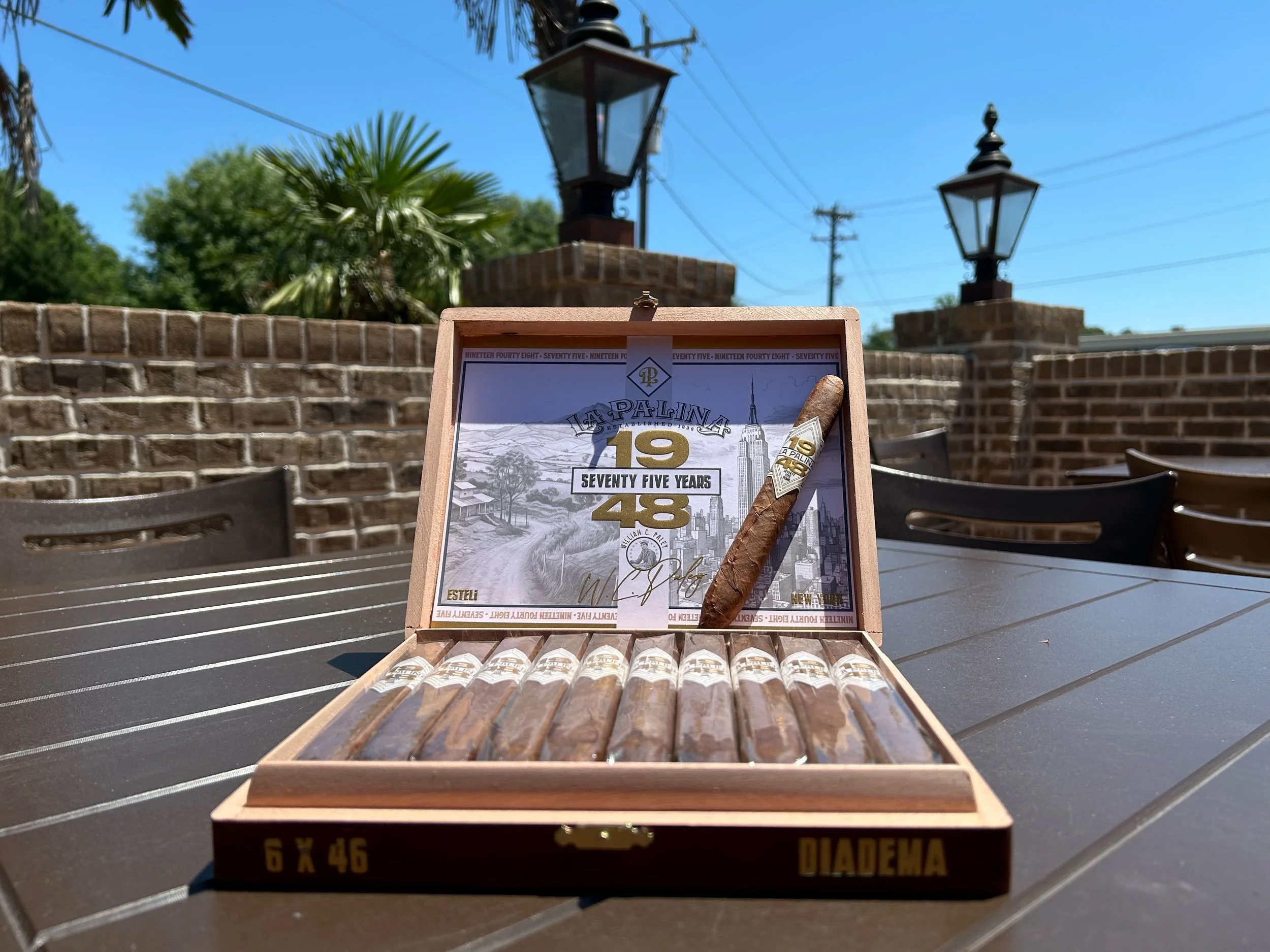 Exquisite Summer Smoke: La Palina 1948