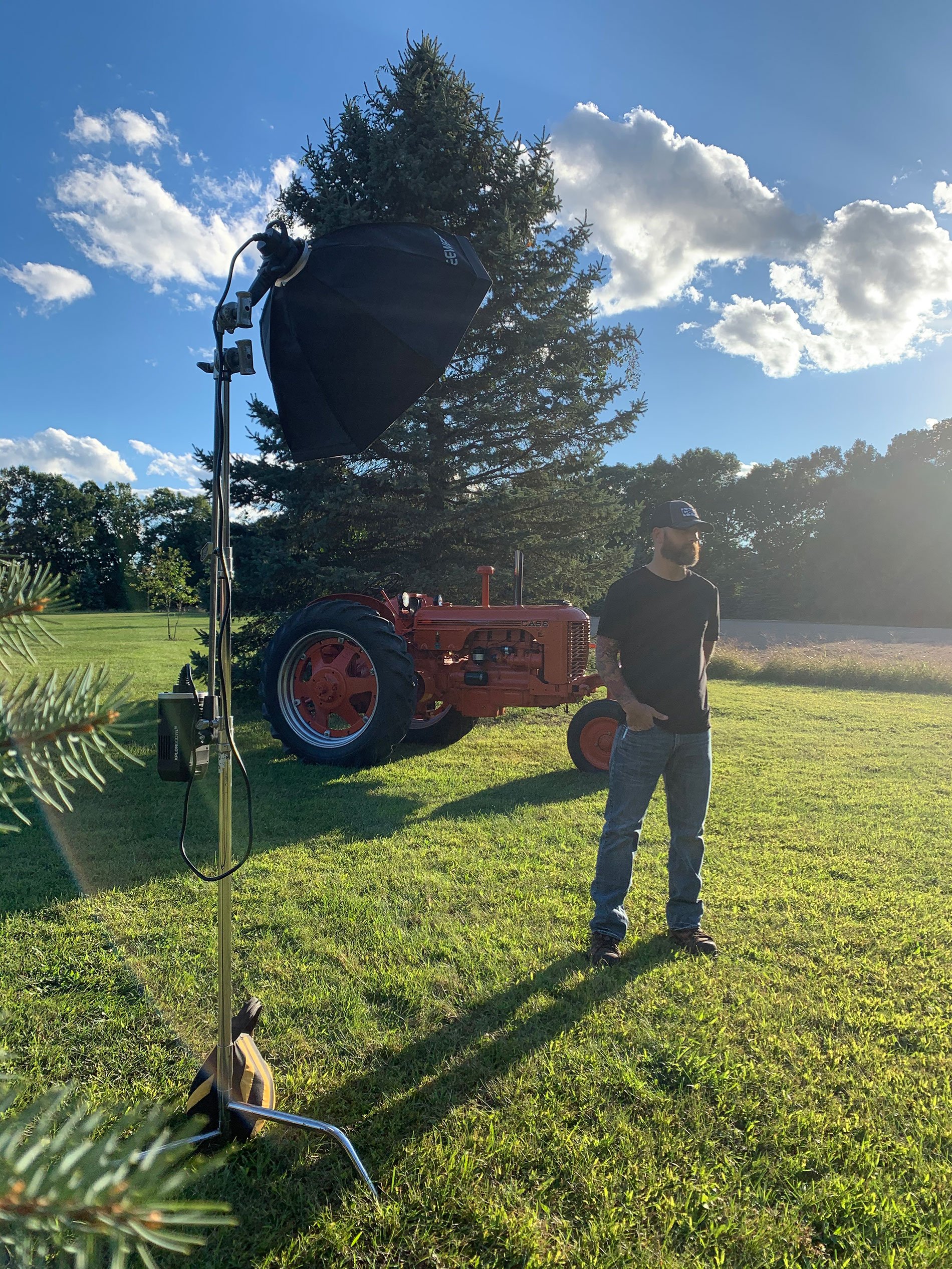 Jacob Hawkins Photography - behind the scenes of lifestyle photo shoot