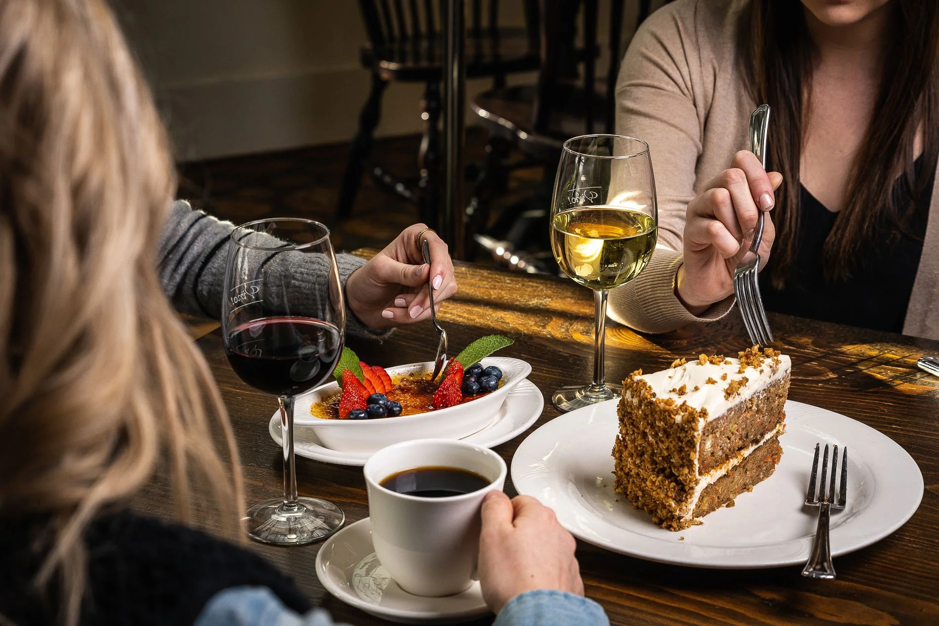 The White Horse Inn - Jacob Hawkins Photography