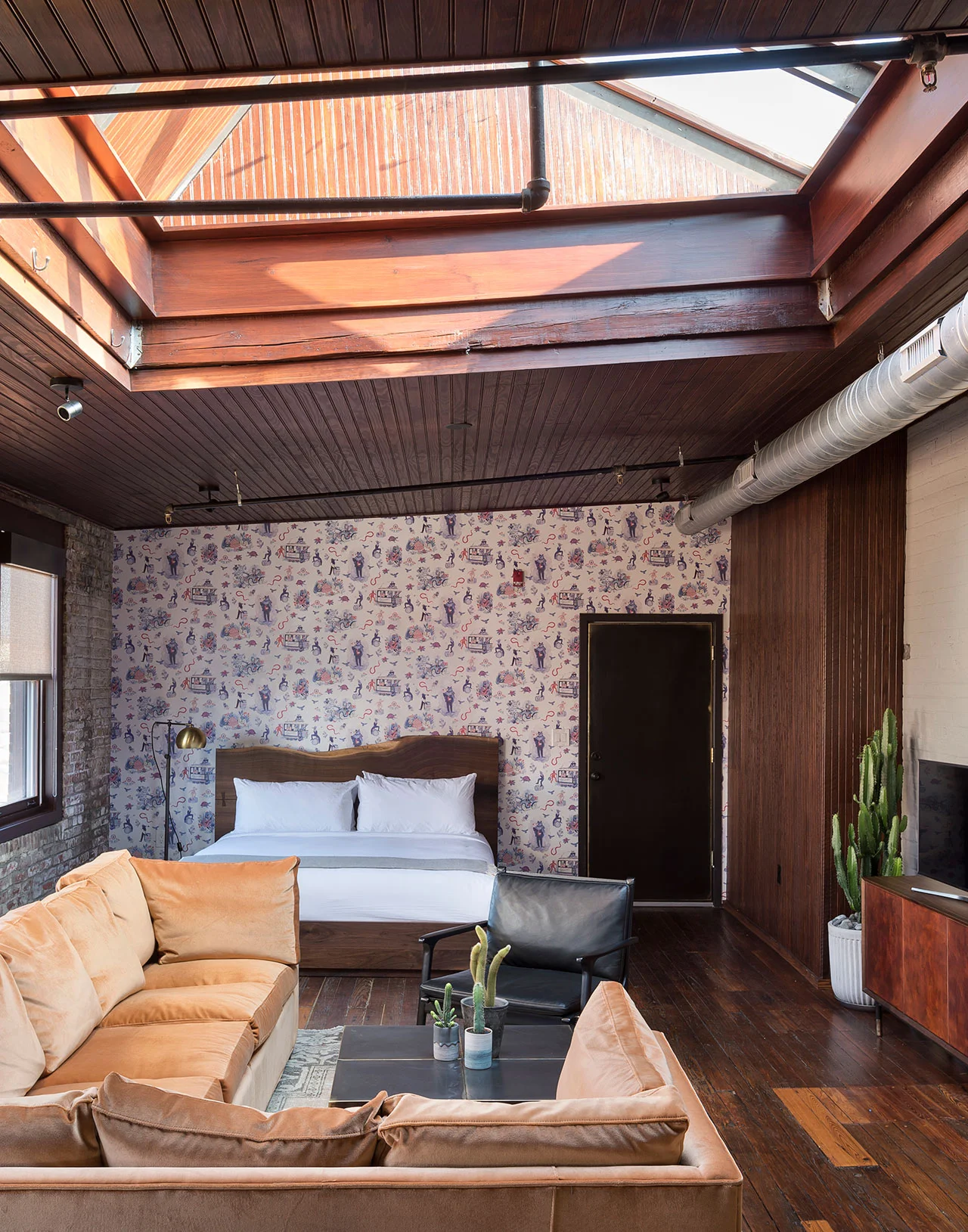 f6_mulherin_s_sons_hotel_restaurant_philadelphia_pa_by_stokes_architecture_photo_matthew_williams_yatzer.jpg