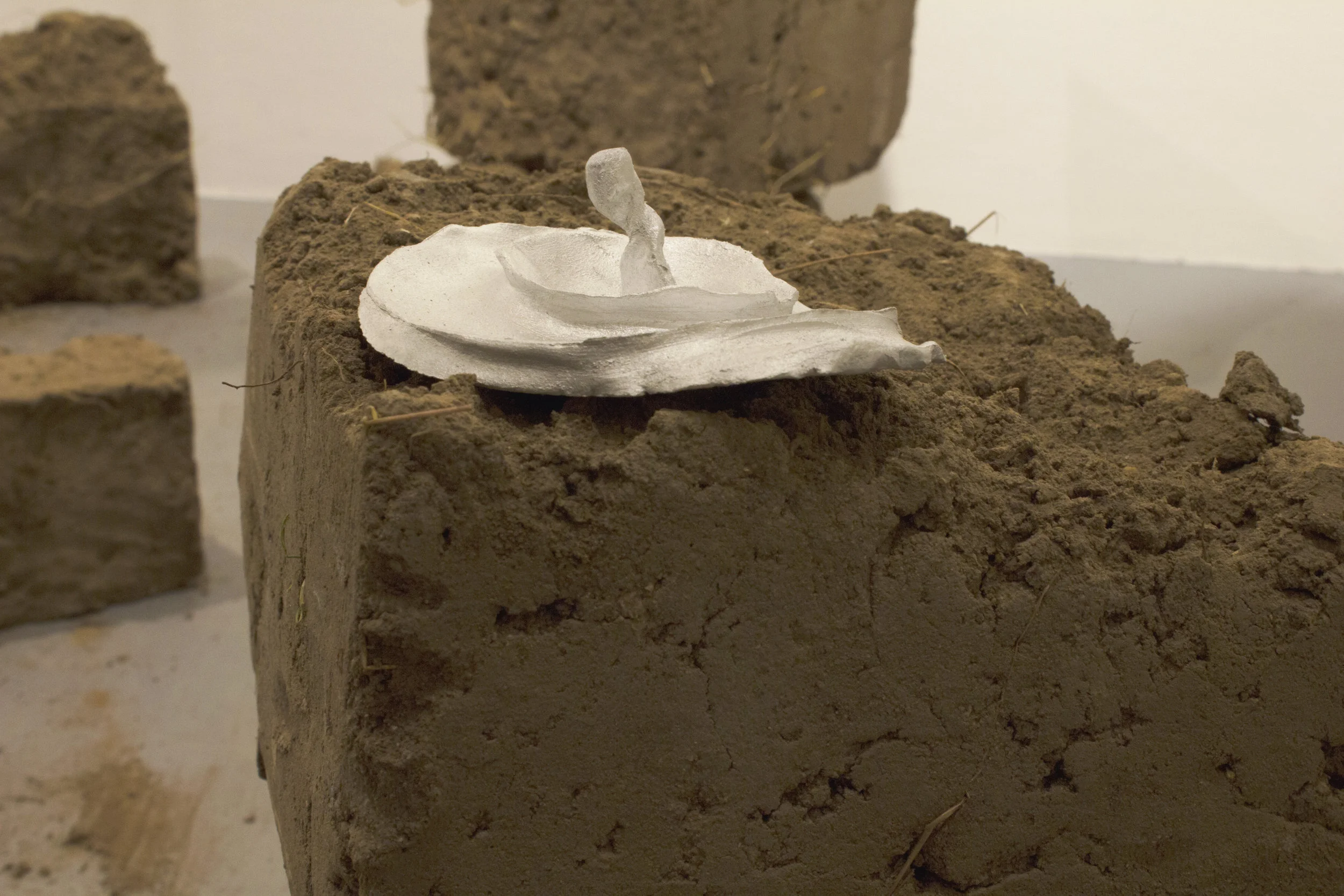 9 Jansen Howard- Baggage, Detail.jpg