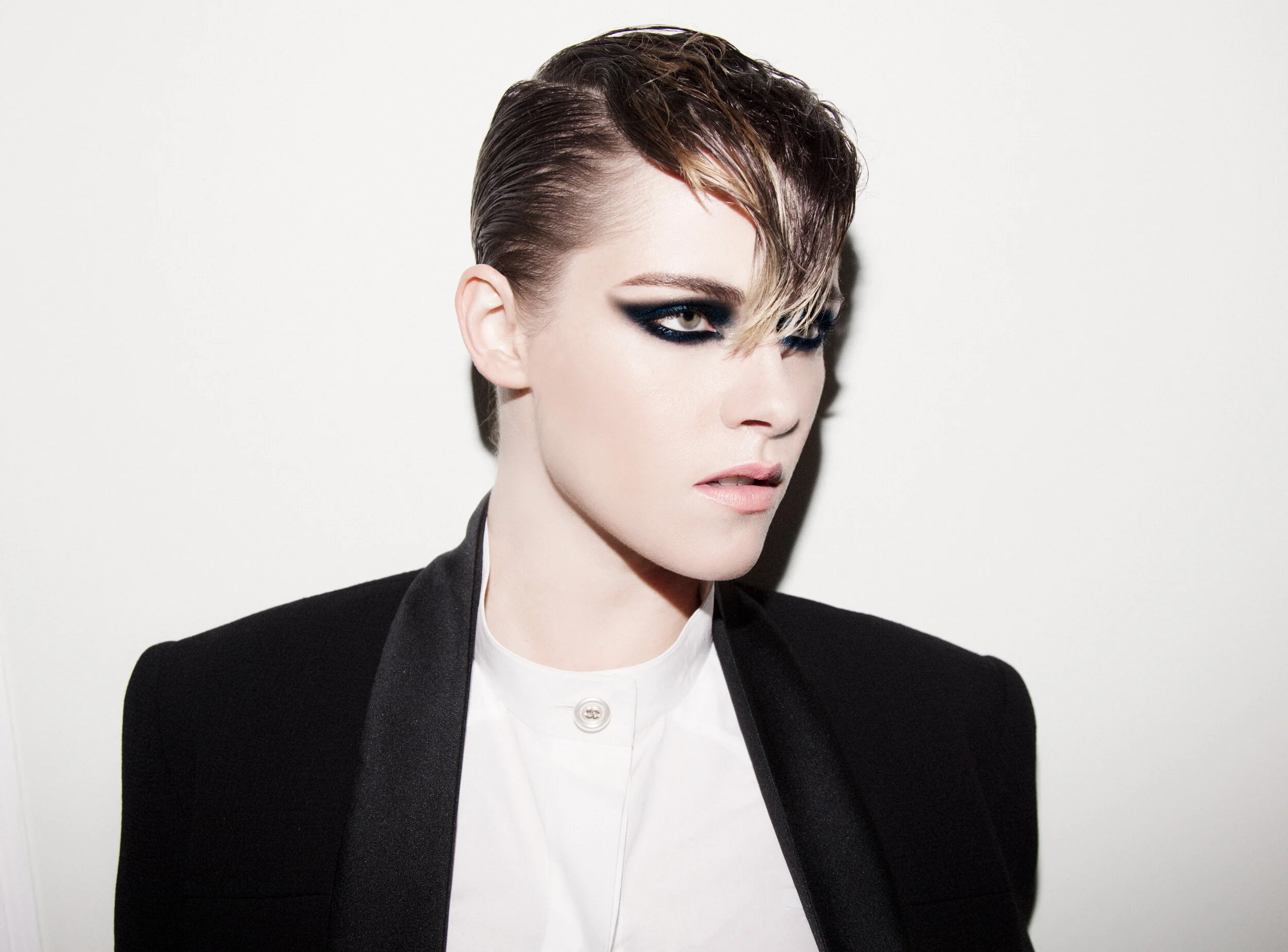 KristenGreenSmoky.jpg