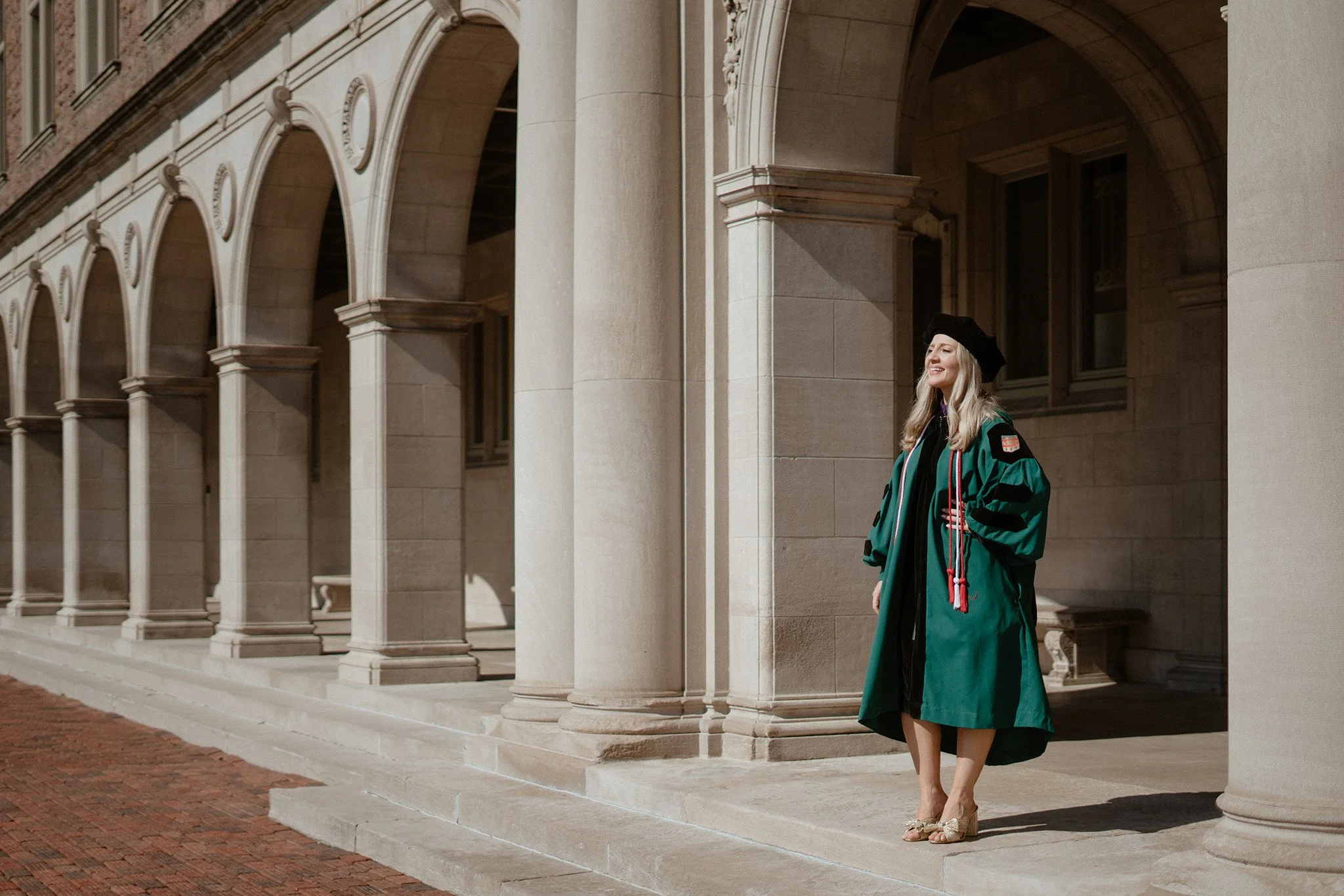 washington university graduation jd portrait law library photographer virginia harold 3.jpg