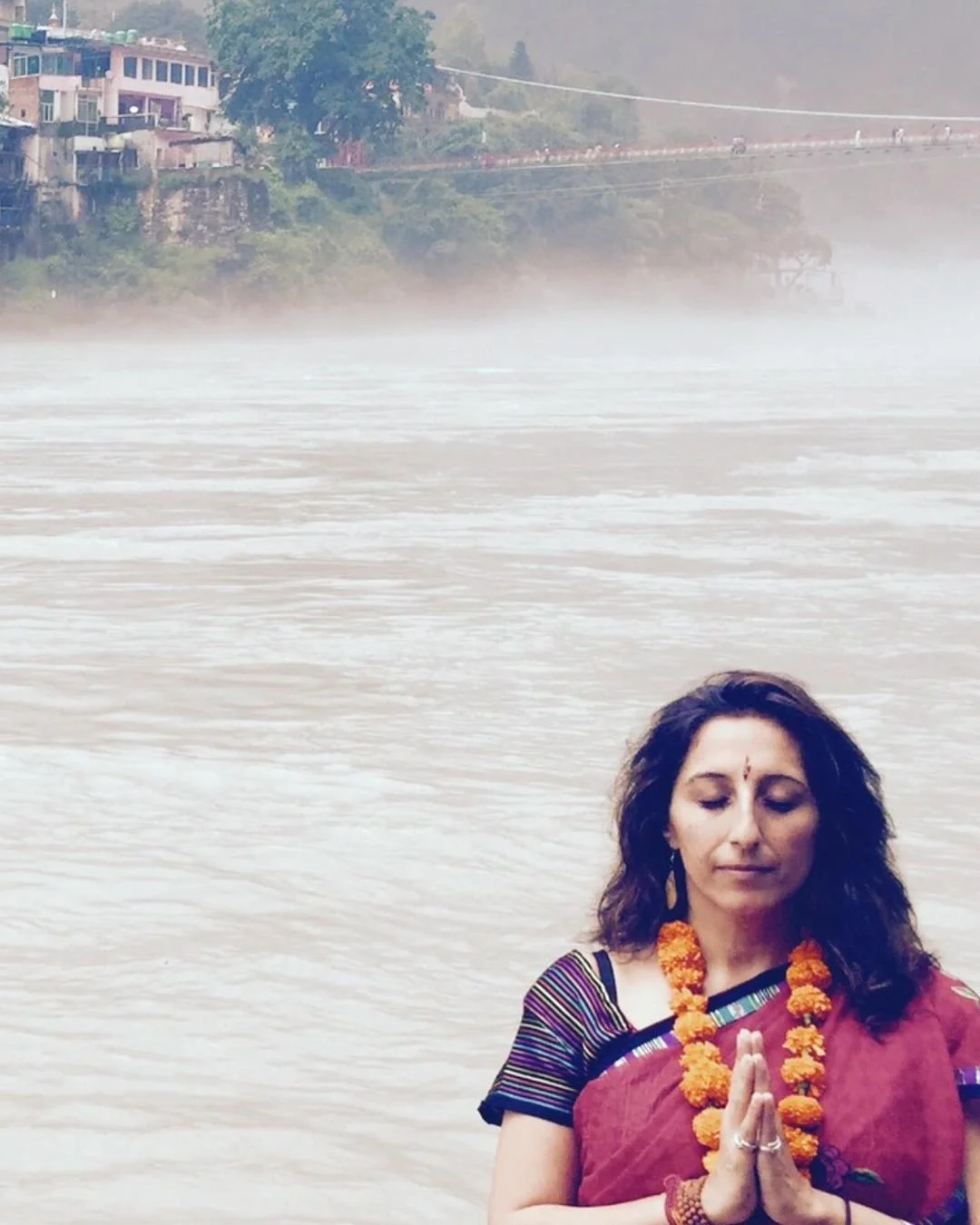 Follow the red thread