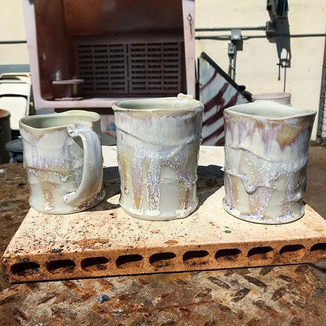 Made a couple mugs for #nceca2020 for trades but they all stuck to the shelf...
I guess I&rsquo;ll make another set but change the form a bit 🤷🏻&zwj;♂️
Is anyone down for trades?
#nceca #ceramics #pottery #porcelain #mug