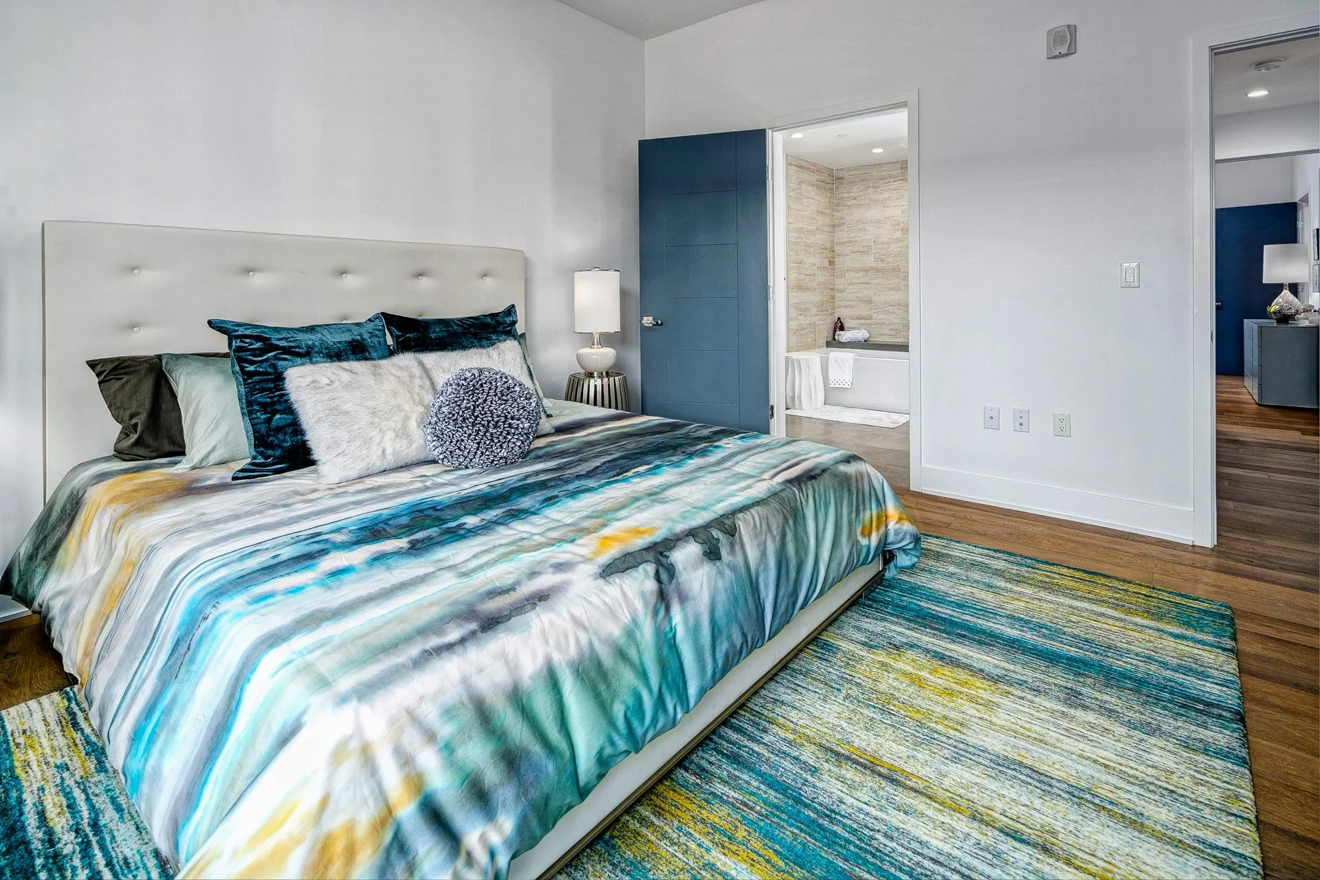 125 Hurlbut St #103-014.jpg