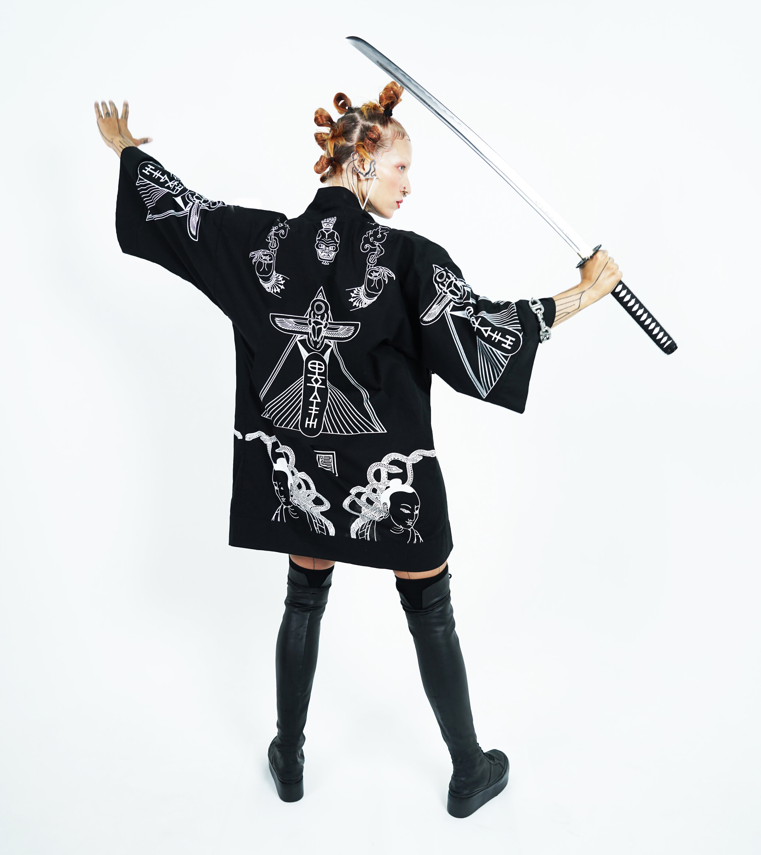 Arahant Mahamudra Kimono