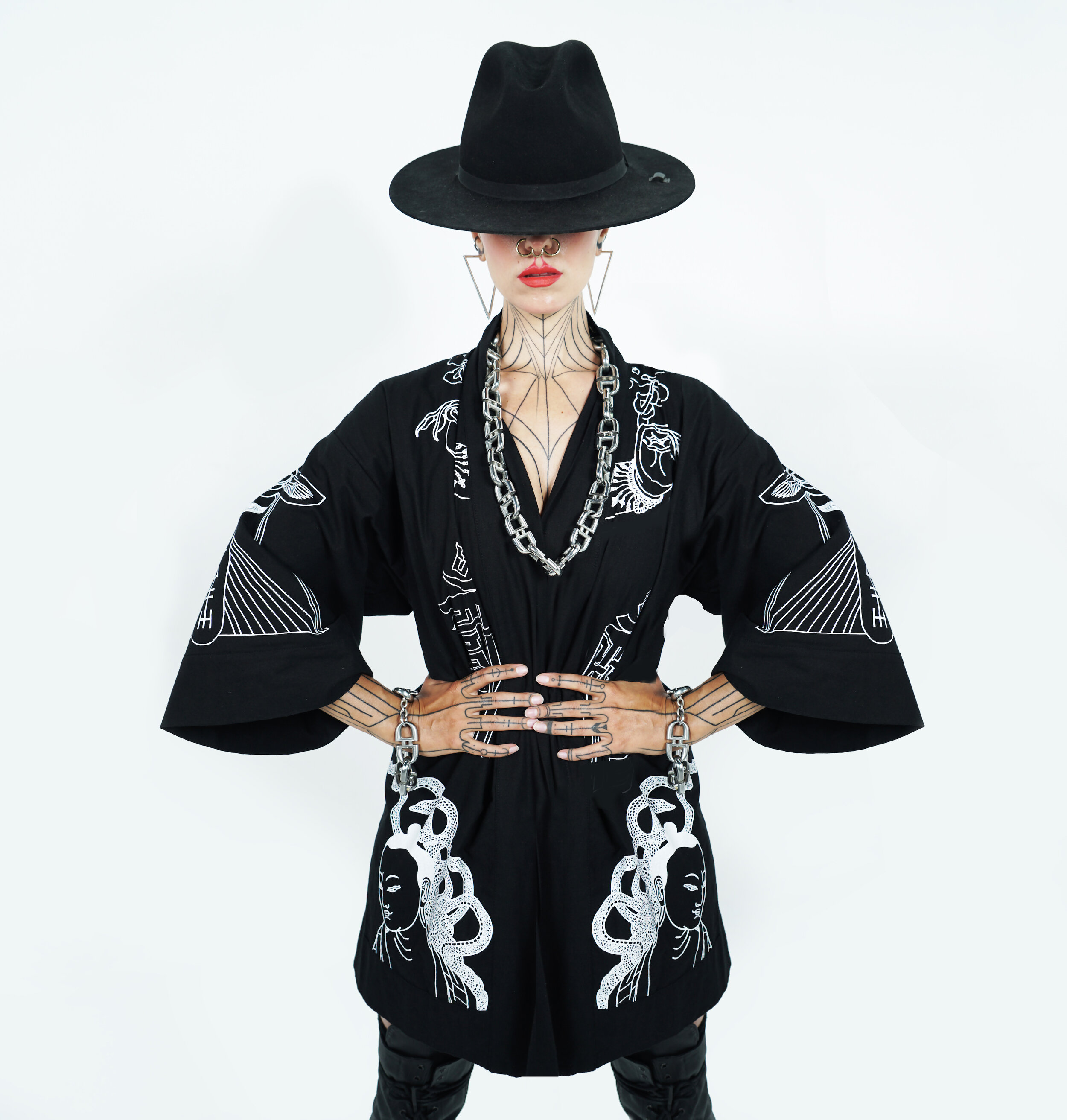 Arahant Mahamudra Kimono