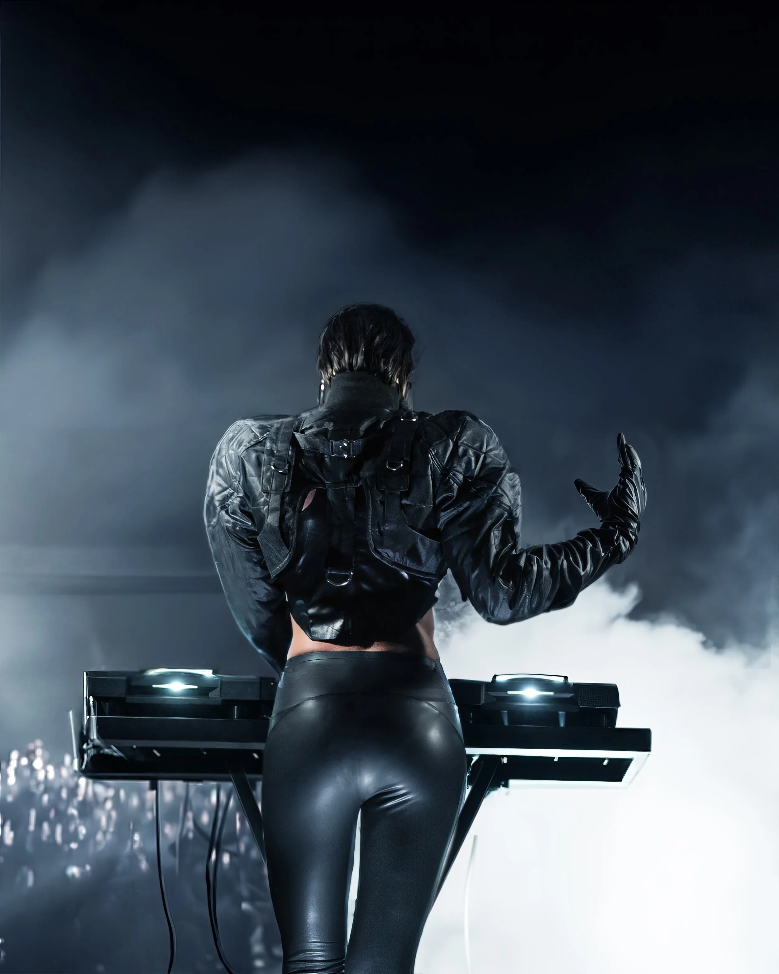 Mari Ferrari in The Arahant Abyssal Cropped Jacket