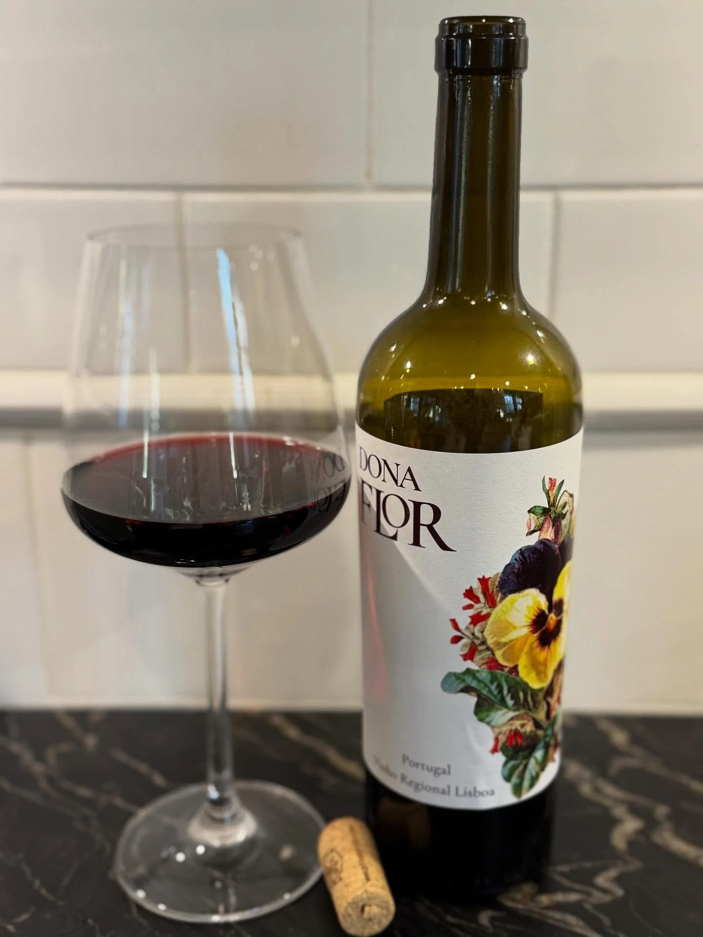 Because…Friday. π· 
This beauty of a Portuguese vinho tinto.
Portugal π΅πΉ offers fantastic value wine. Under $20. π³
‘With this wine, made from Cabernet Sauvignon and Touriga Nacional, we cheer our ‘Dona Flor’ (Lady Flower)