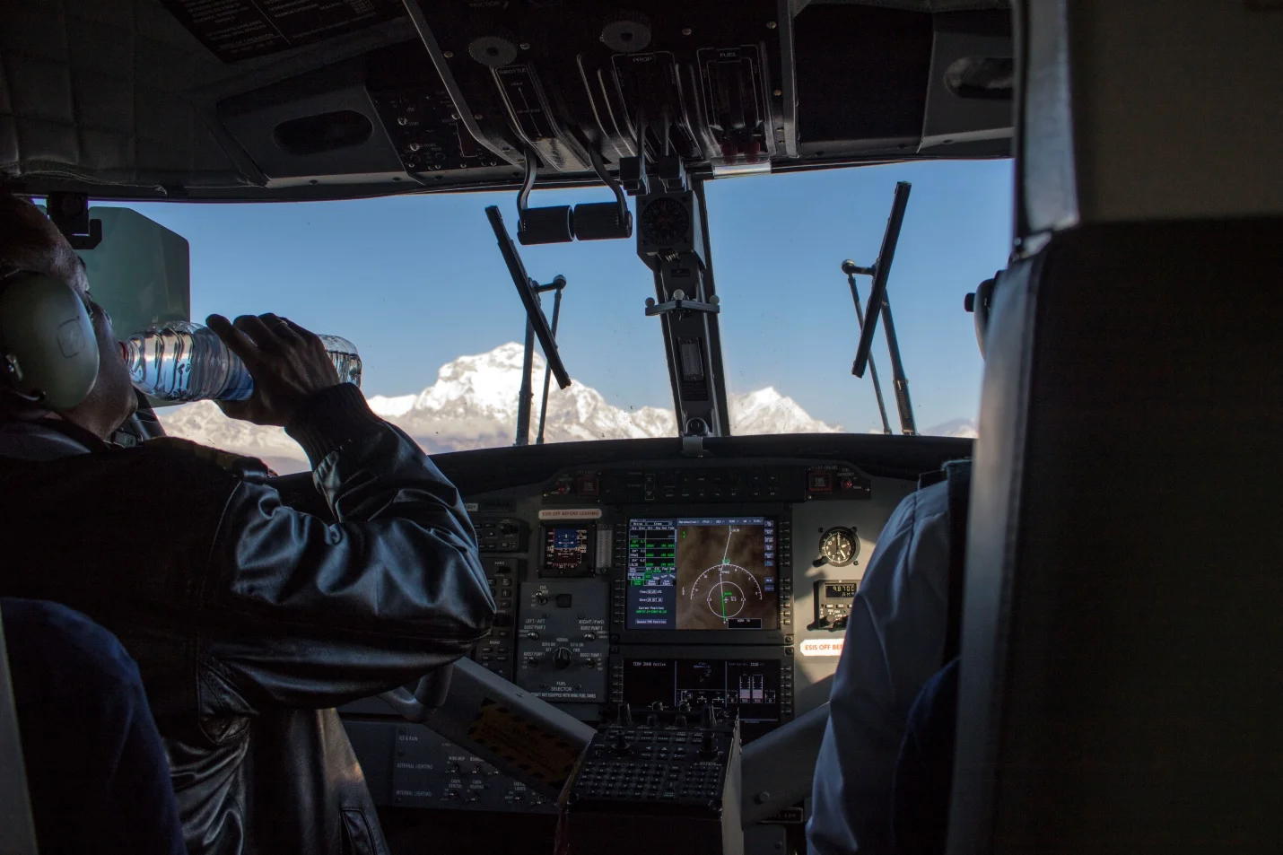 drinking pilot, Dhaulagiri