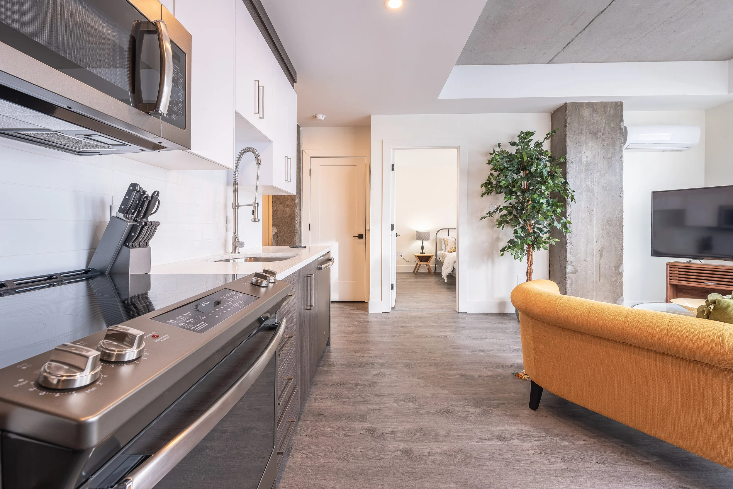 Hostoften -- Airbnb-Real Estate-Ezabriell Fraser -- Fraser Photography, Halifax, Nova Scotia - Briell Fraser